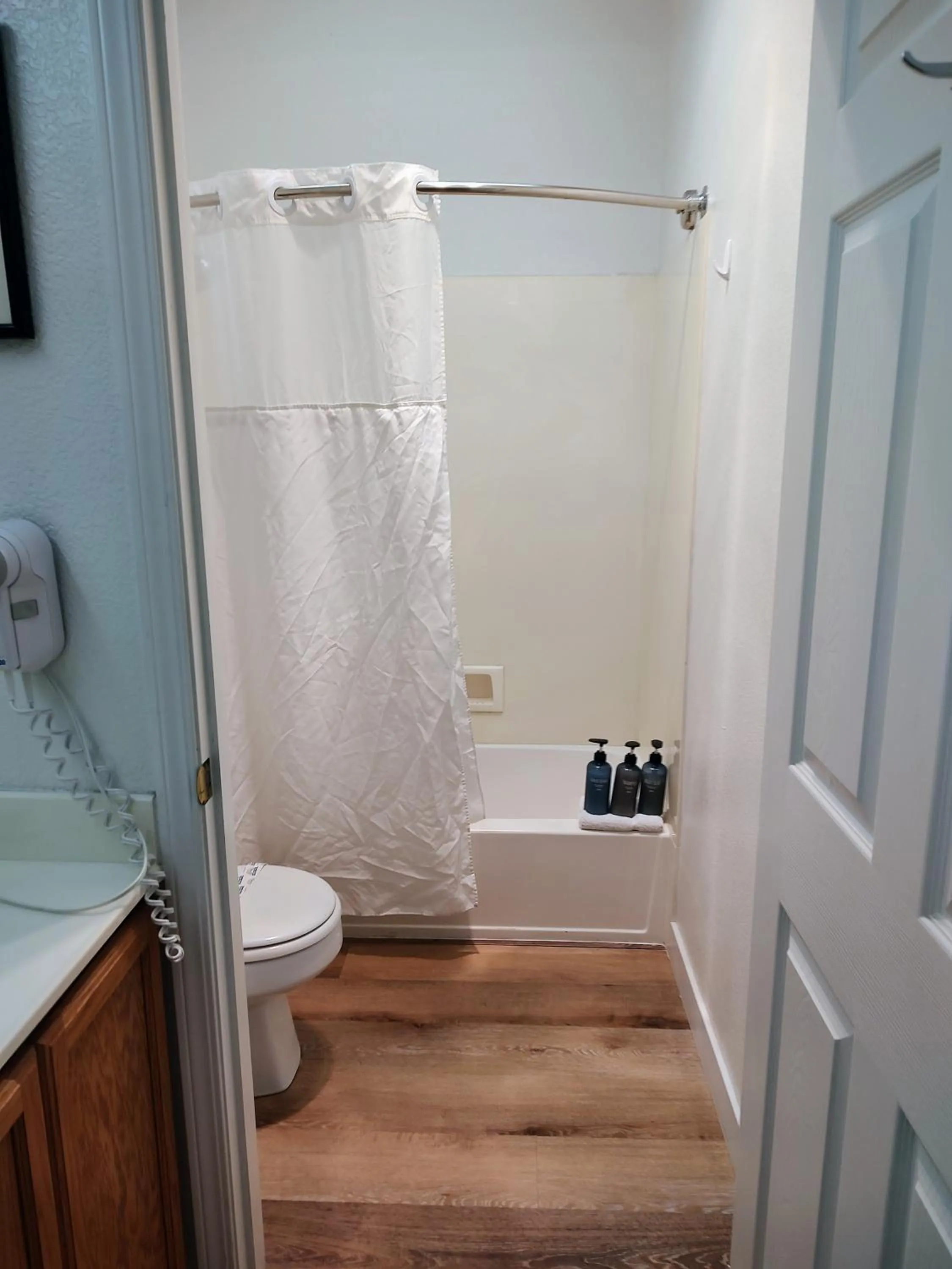 Shower in Pacific Plaza Resort