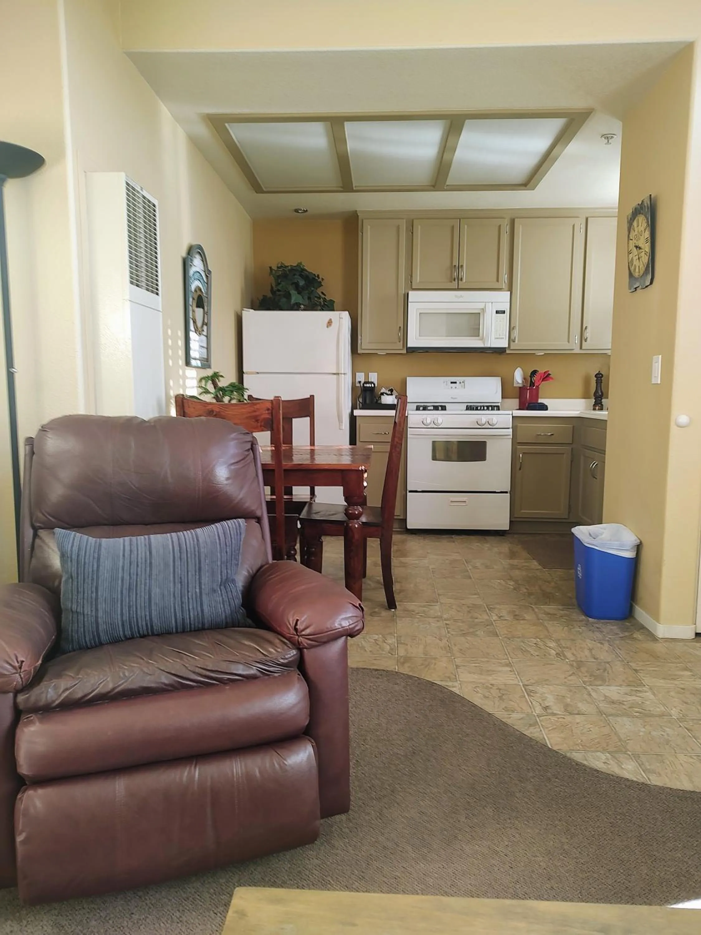 kitchen in Pacific Plaza Resort