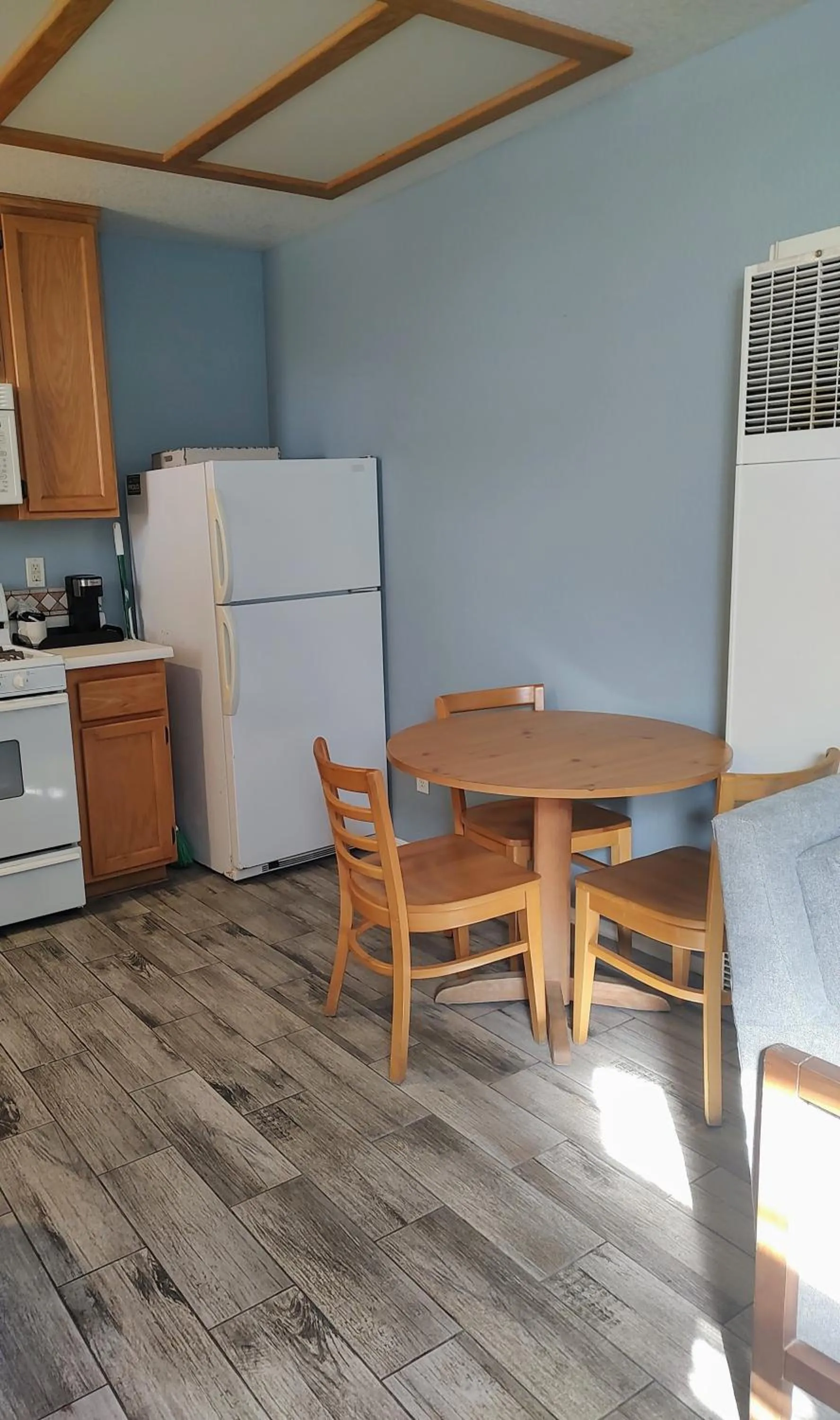 kitchen in Pacific Plaza Resort