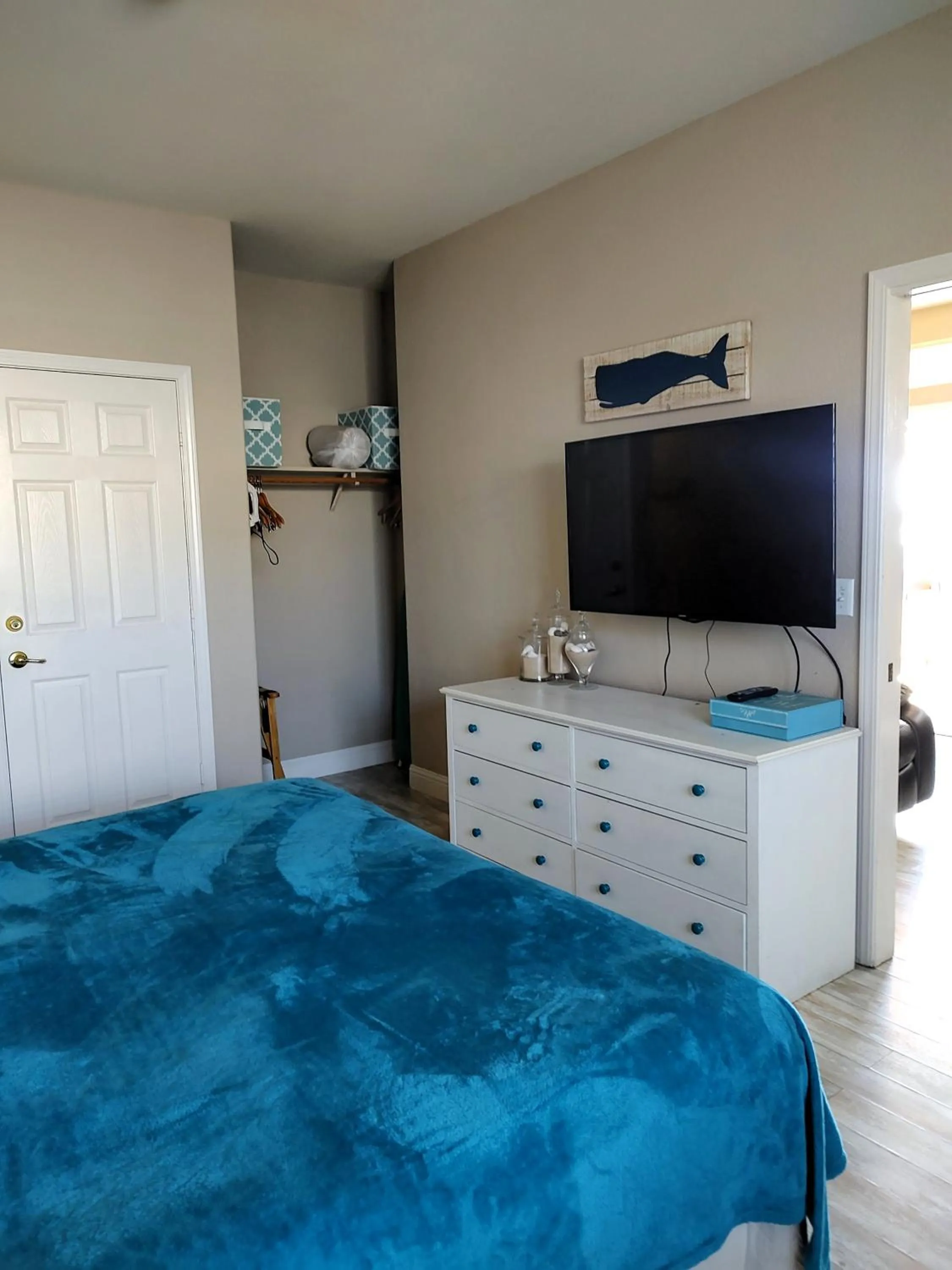 Bed in Pacific Plaza Resort