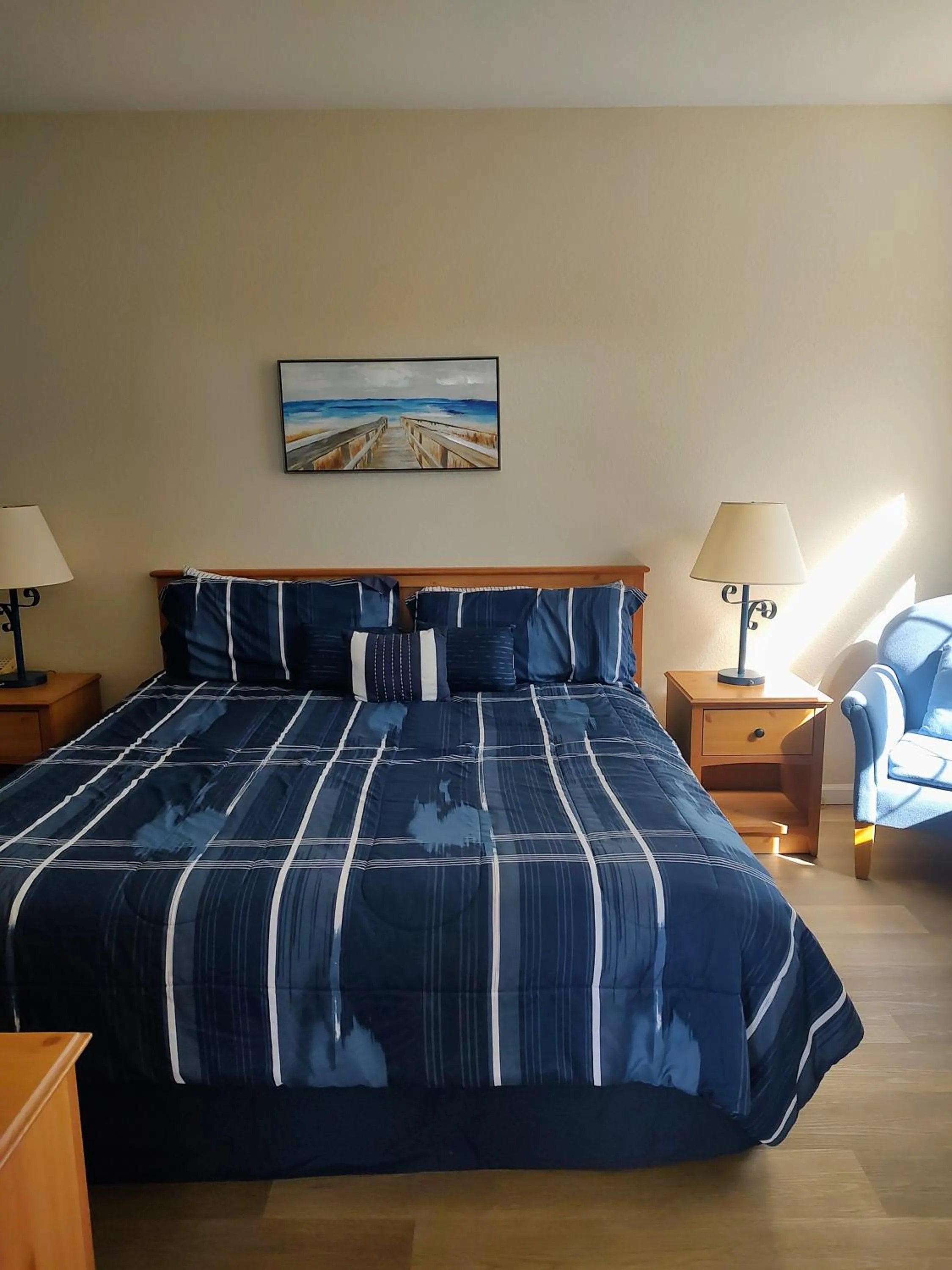 Bed in Pacific Plaza Resort