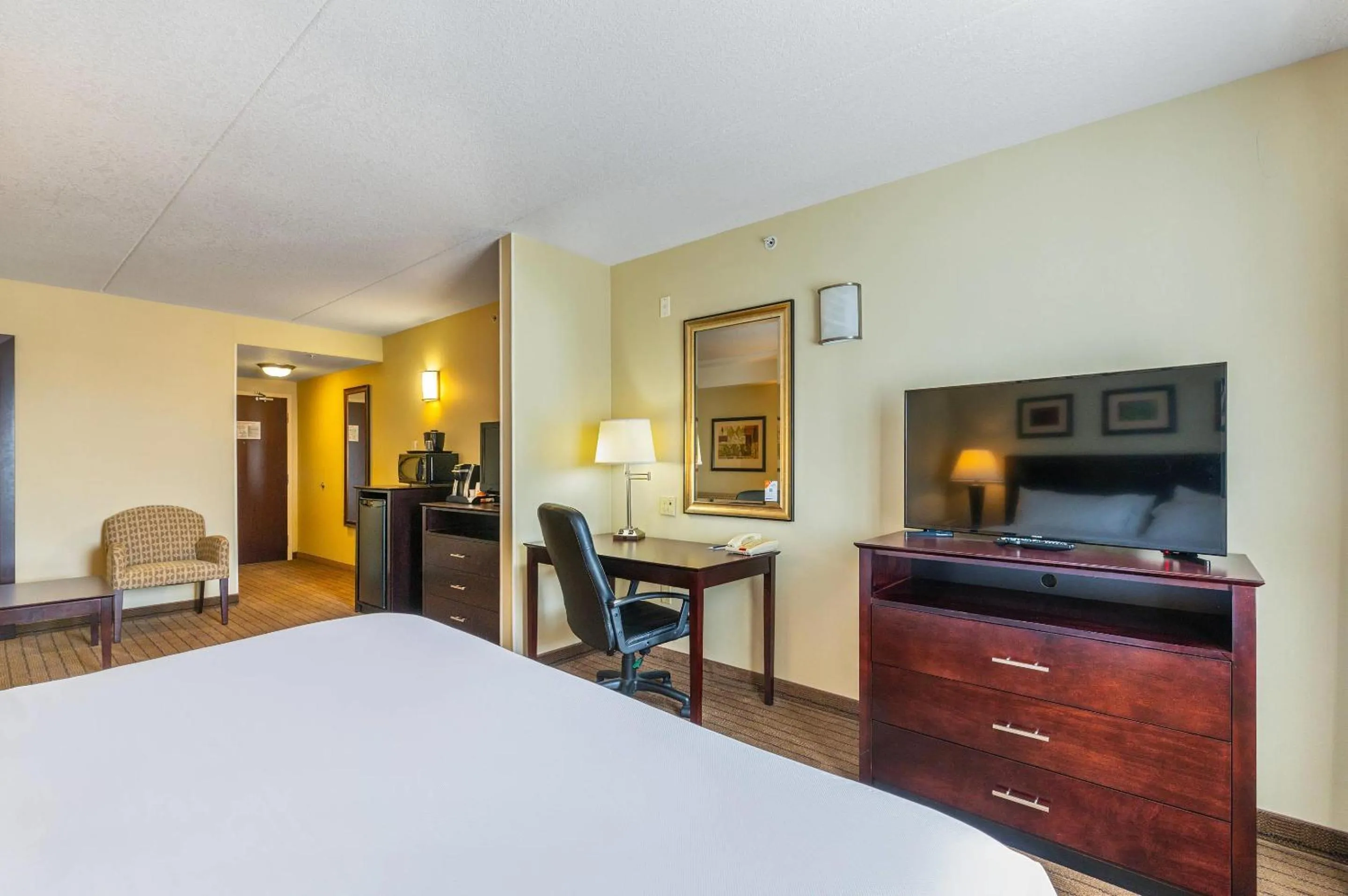 Bedroom in Comfort Inn & Suites