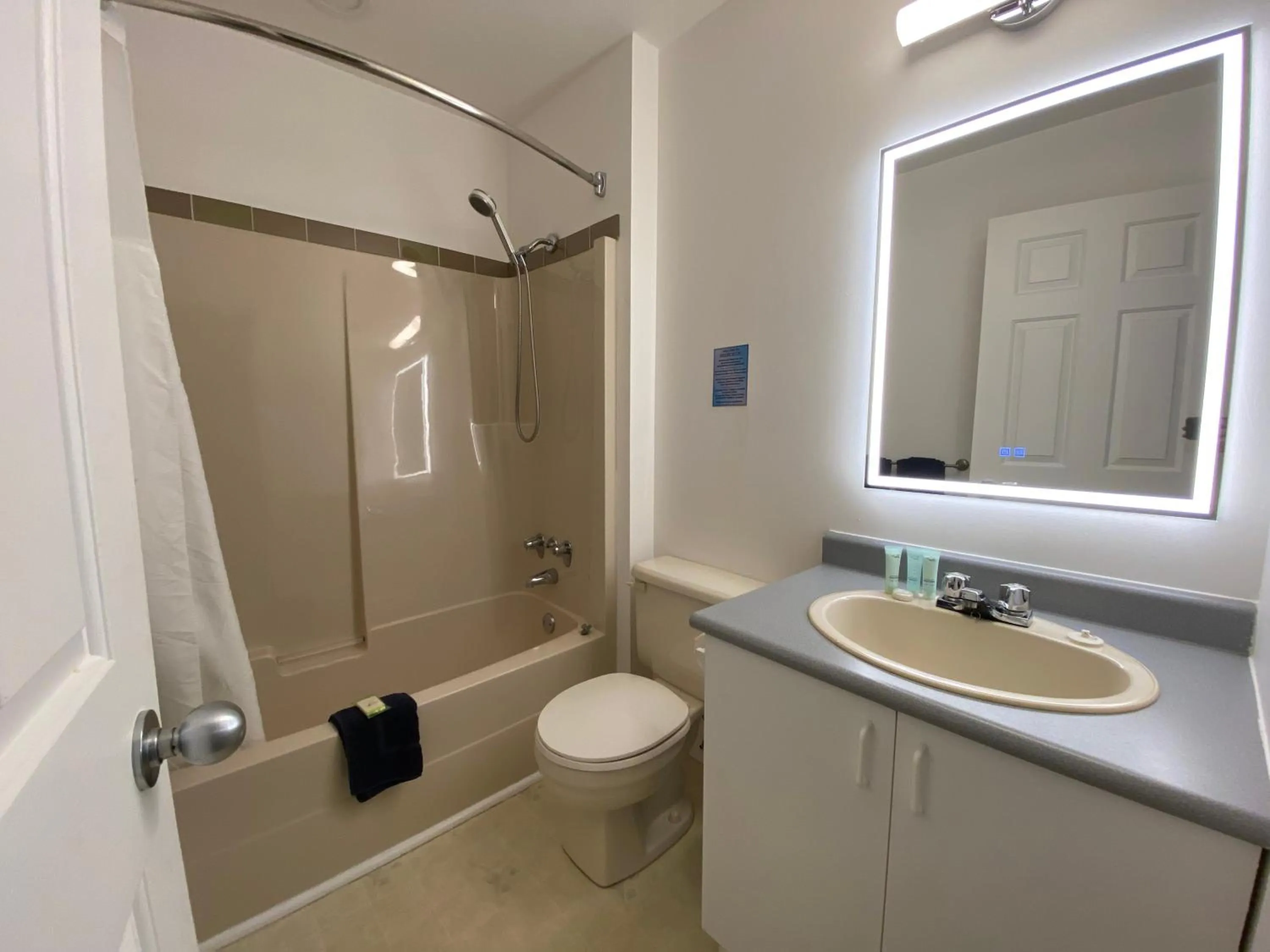 Shower in Riverside Resort & RV Park