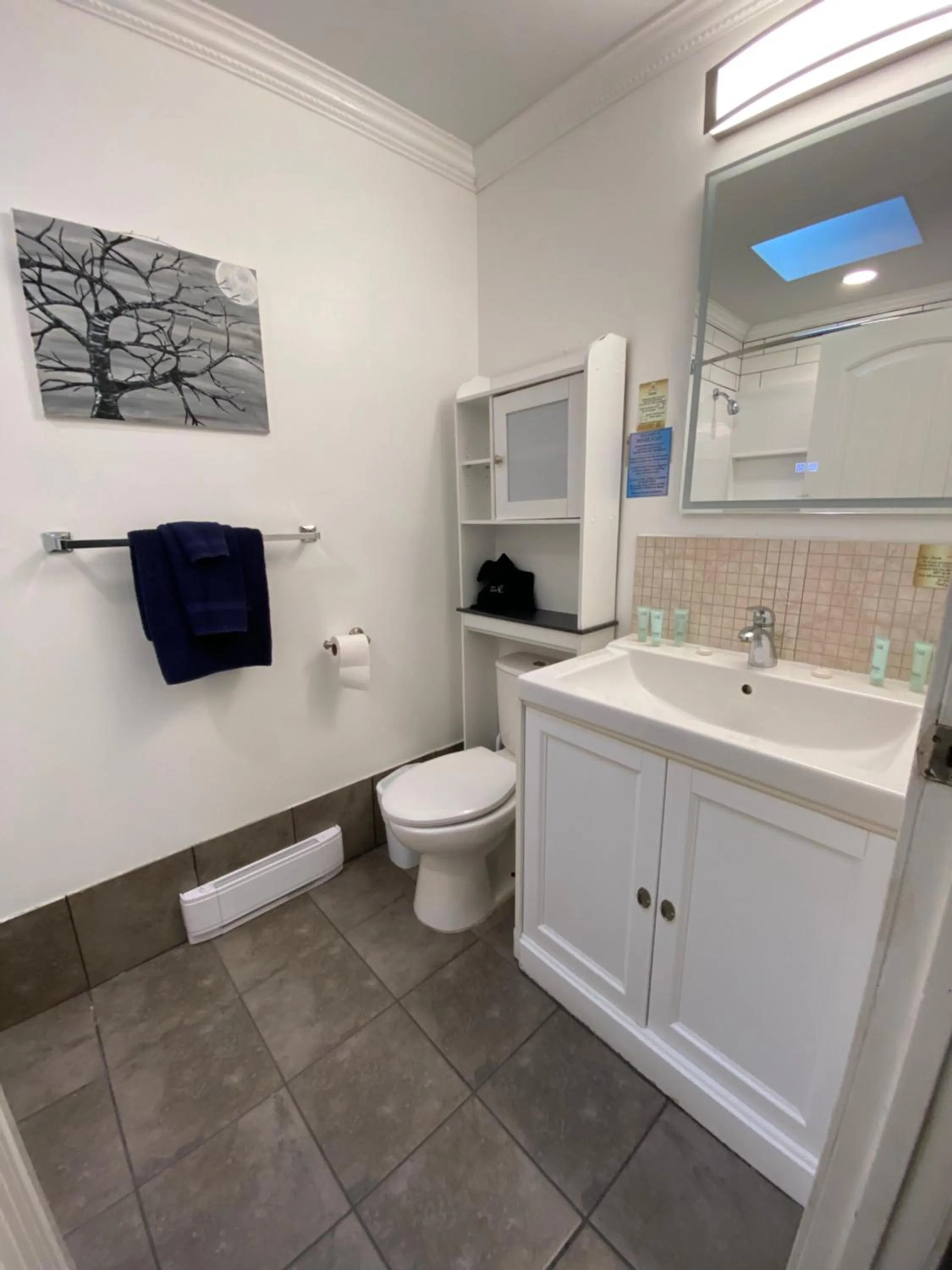 Shower in Riverside Resort & RV Park