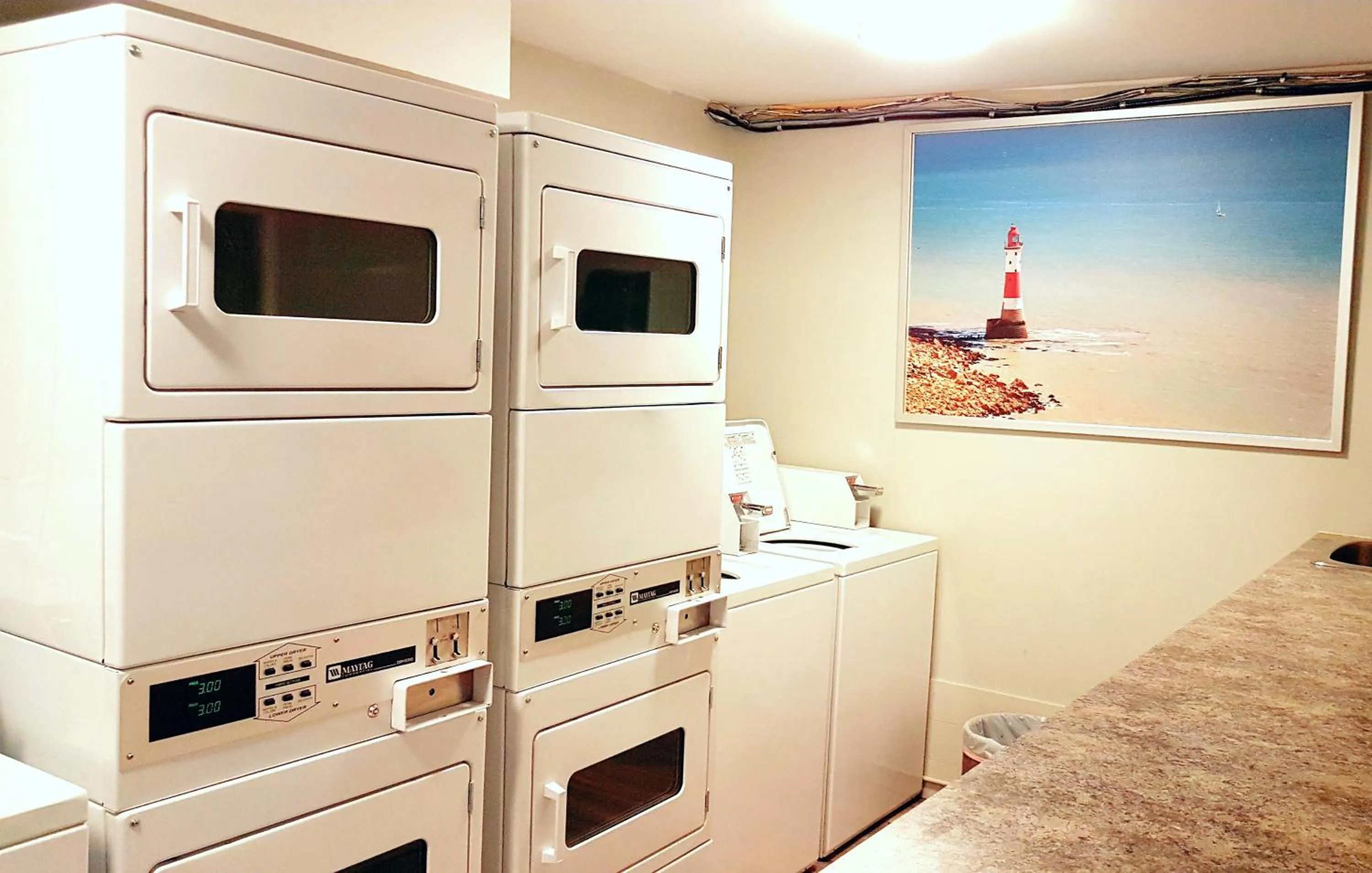 Property building in Riverside Resort & RV Park