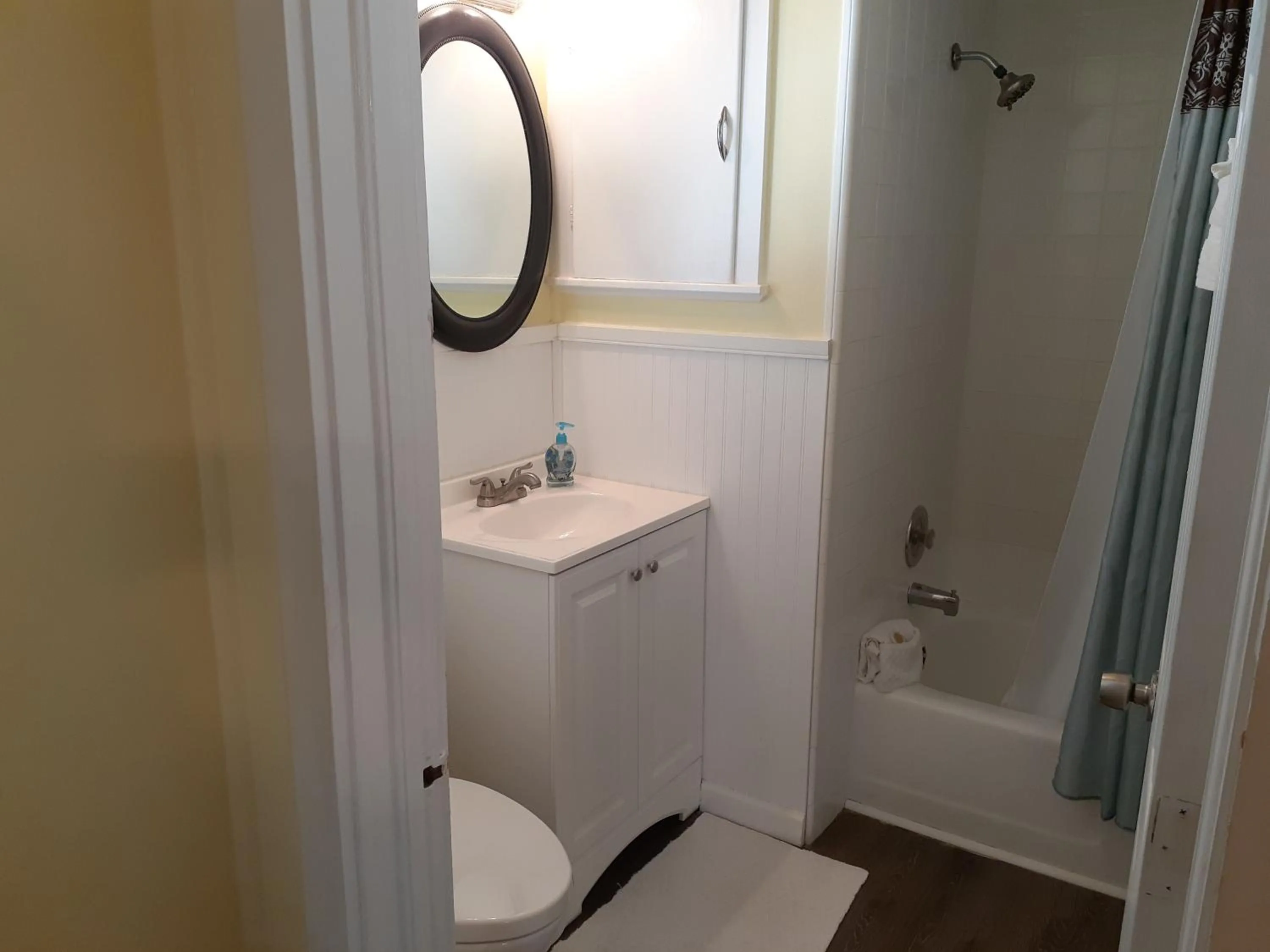 Bathroom in Turtle Crawl Inn - Longboat Key