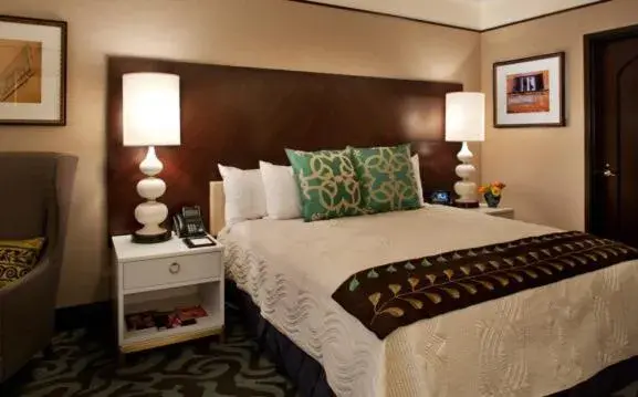 Bed in Casino del Sol Resort Tucson Bed in Casino del Sol Resort Tucson