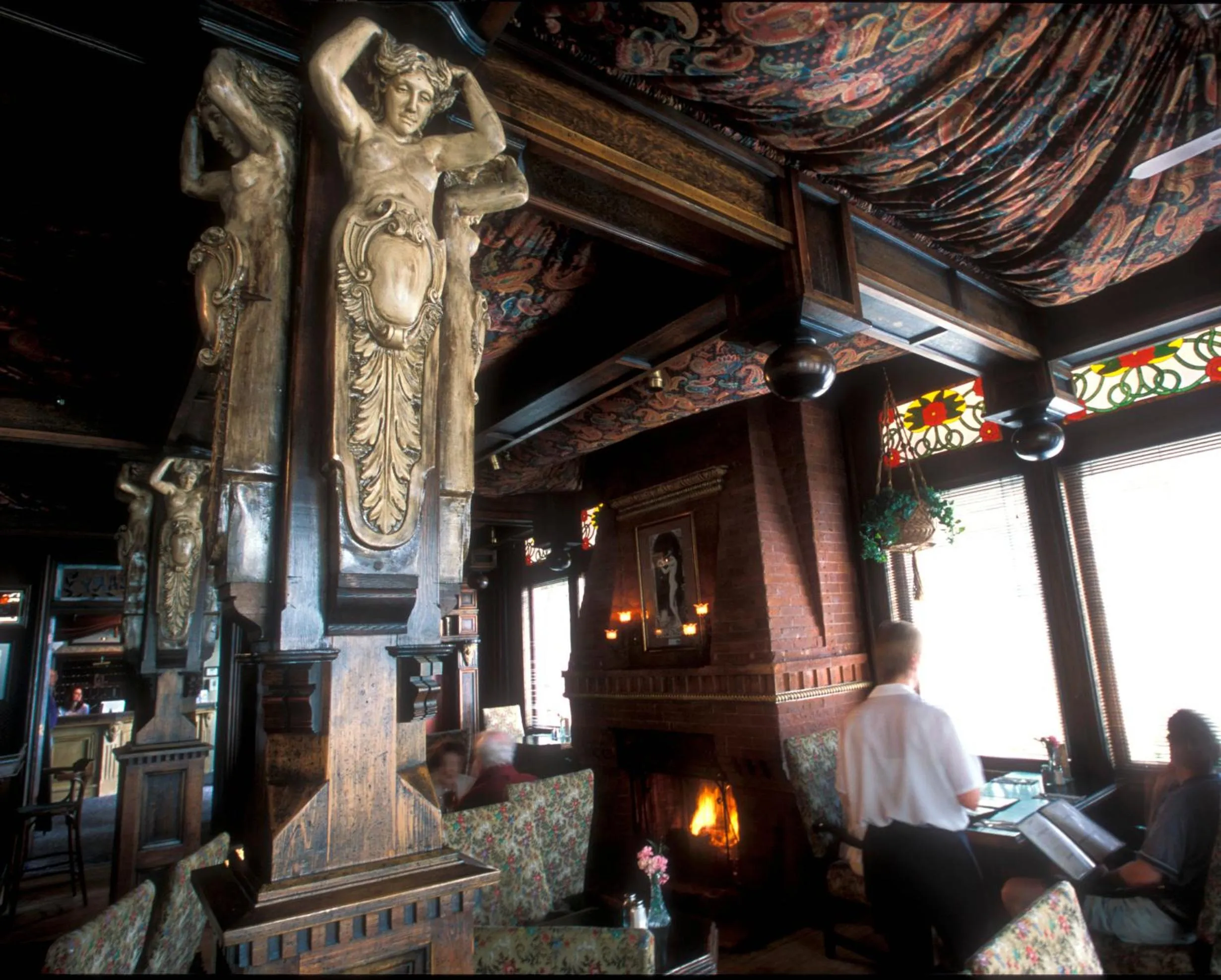 Lounge or bar in Hume Hotel & Spa