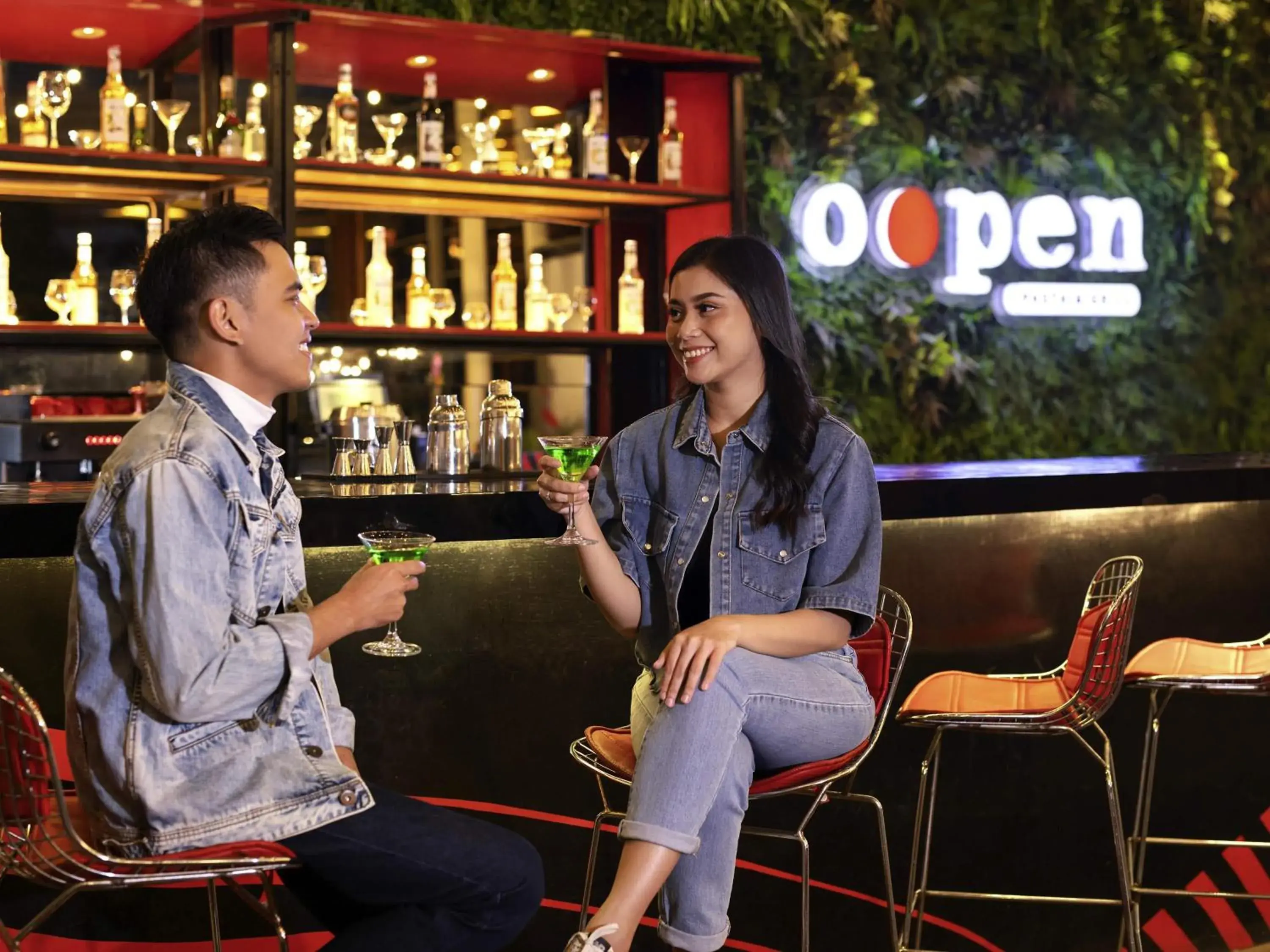 Lounge or bar in Ibis Bandung Trans Studio Lounge or bar in Ibis Bandung Trans Studio