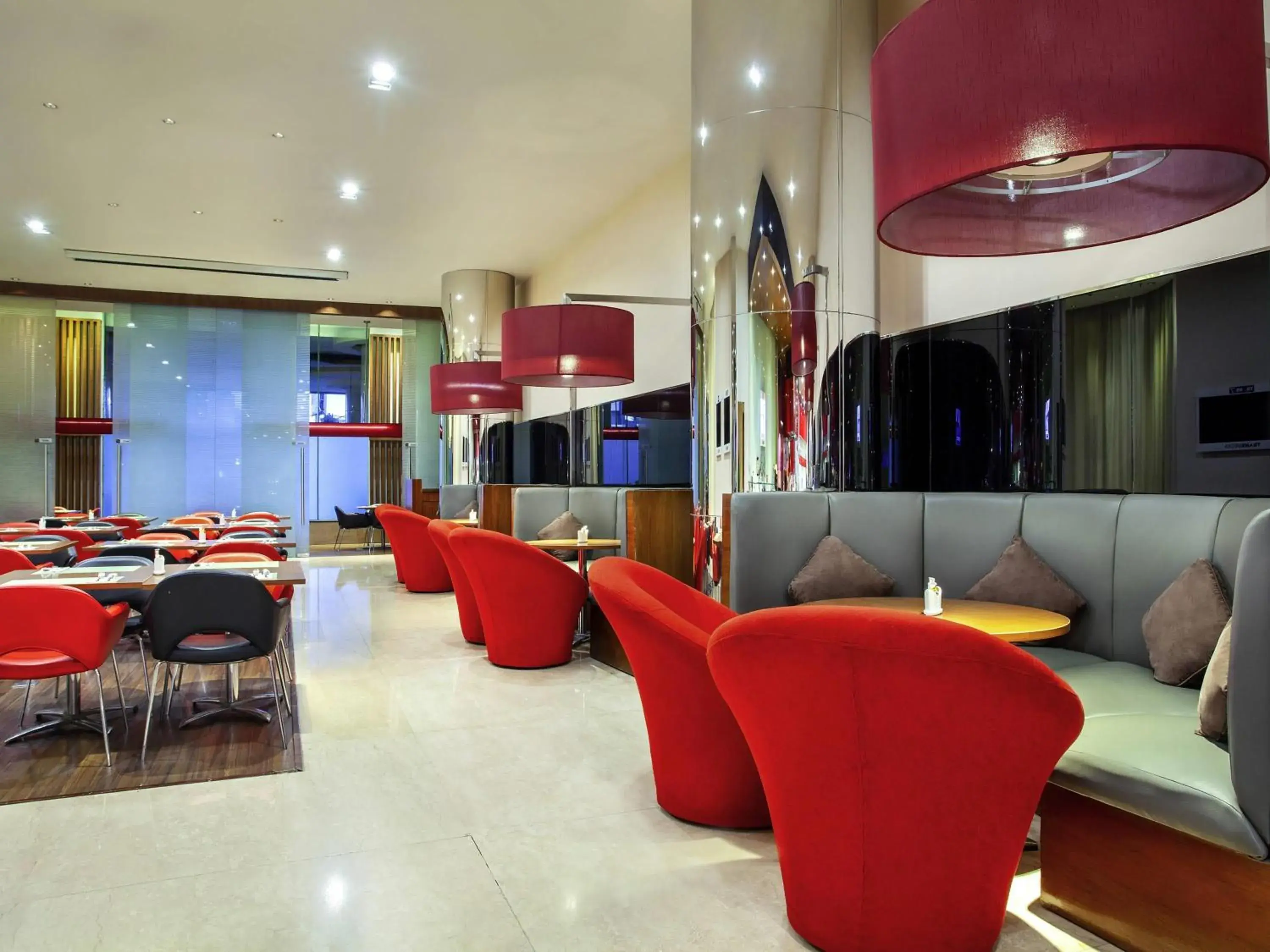 Restaurant/places to eat in Ibis Bandung Trans Studio Restaurant/places to eat in Ibis Bandung Trans Studio