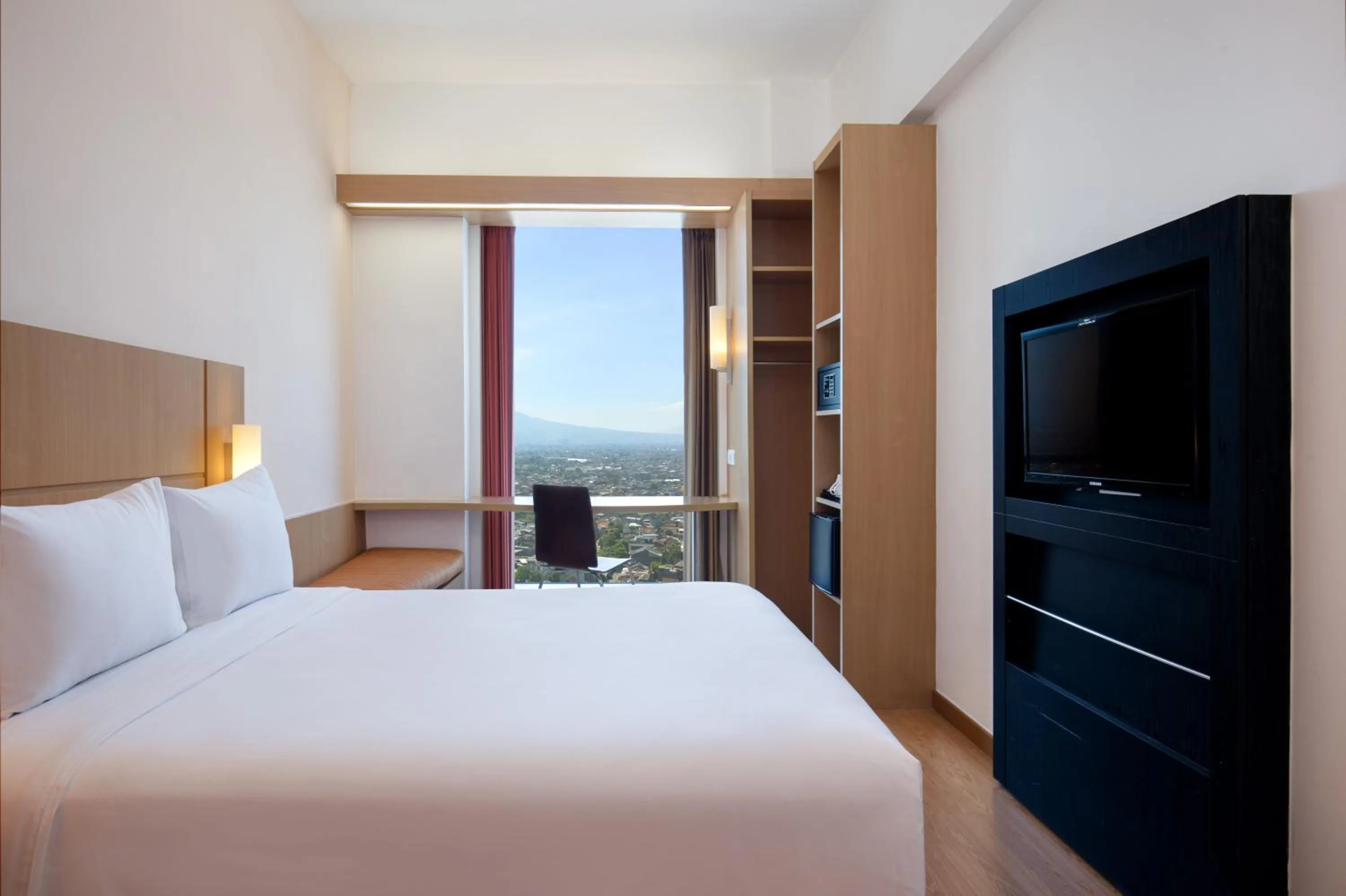 Other, Bed in Ibis Bandung Trans Studio