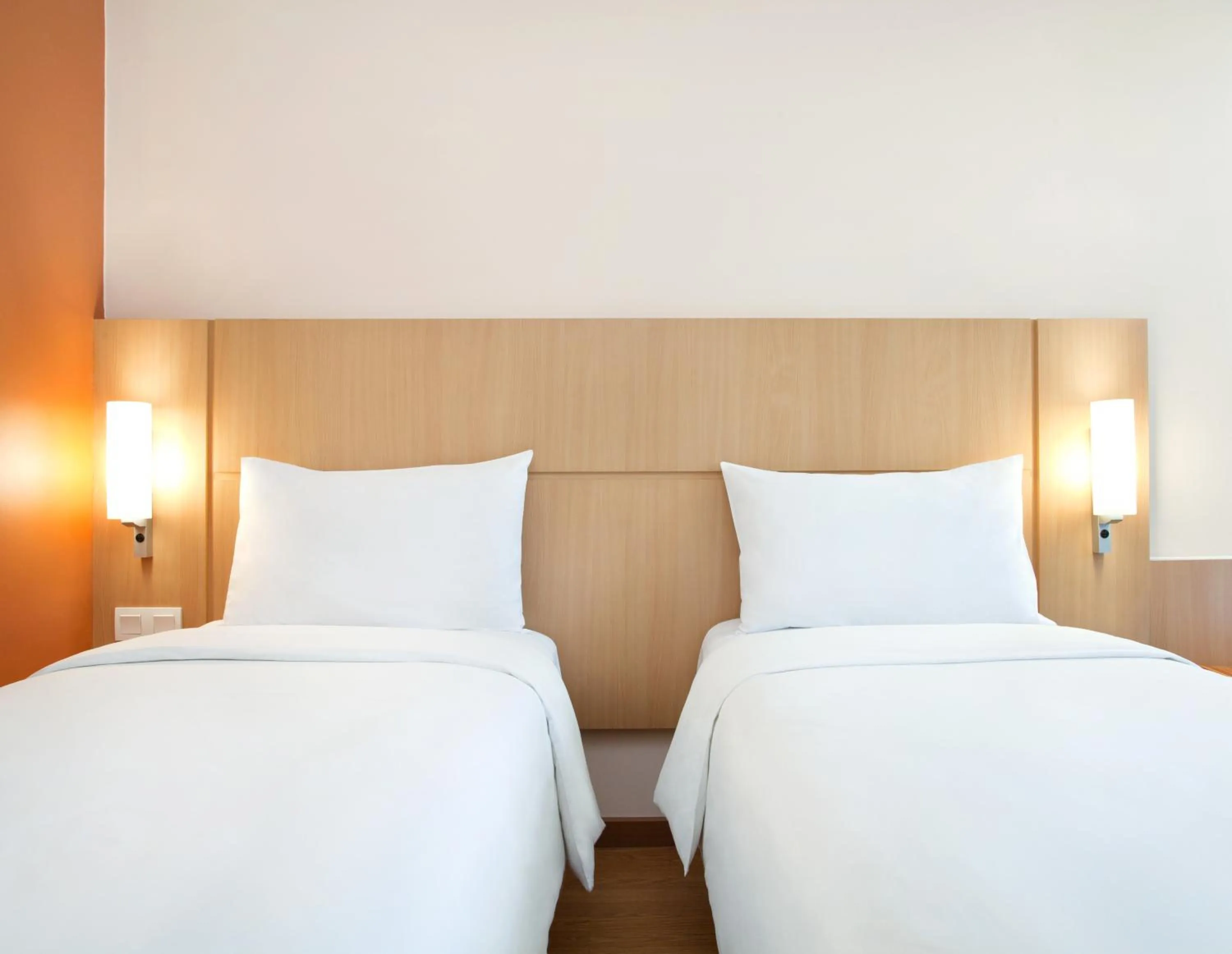Bedroom, Bed in Ibis Bandung Trans Studio
