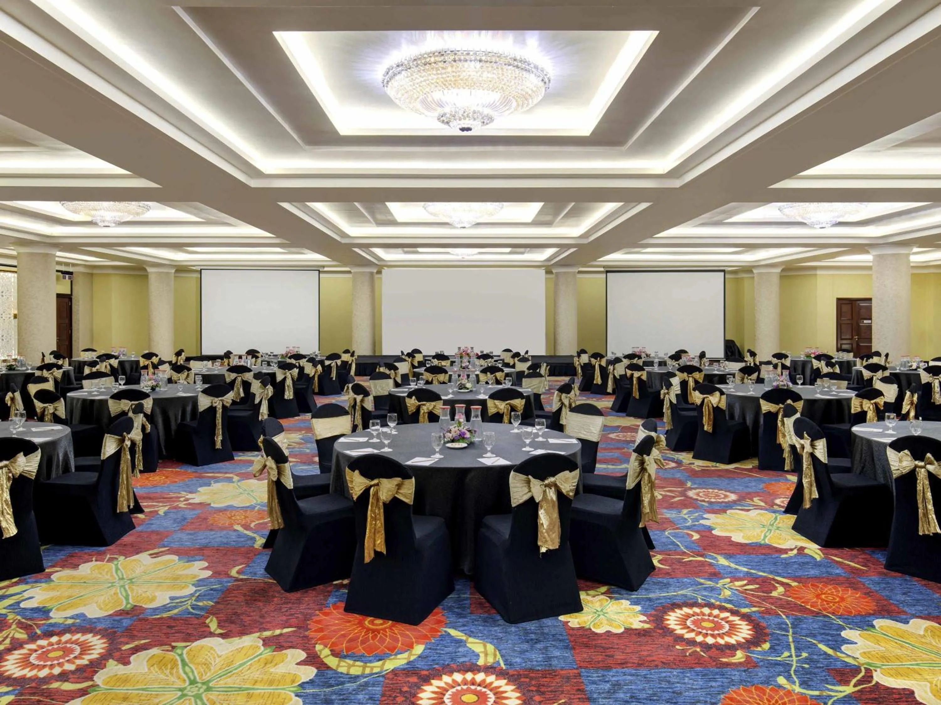 Meeting/conference room in Ibis Bandung Trans Studio