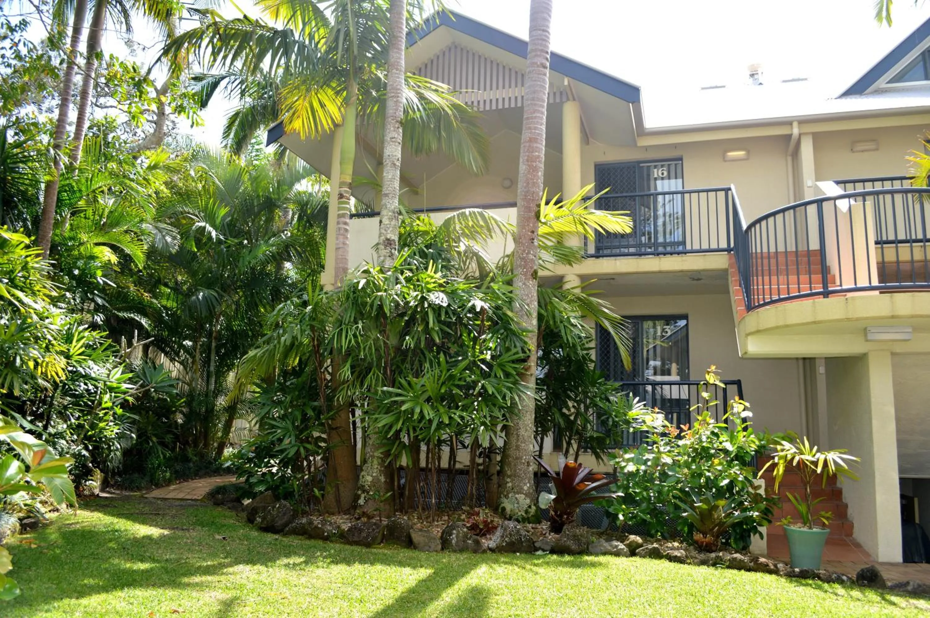 Garden in Outrigger Bay