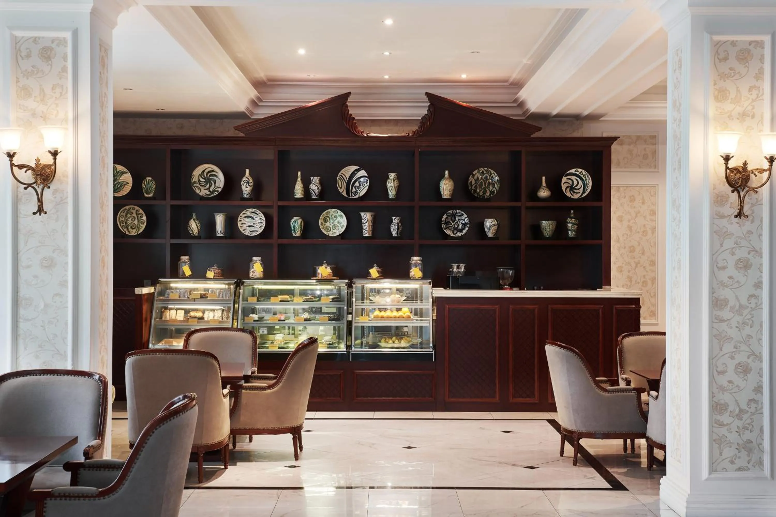 Lounge or bar in Sheraton Samoa Aggie Grey's Hotel & Bungalows