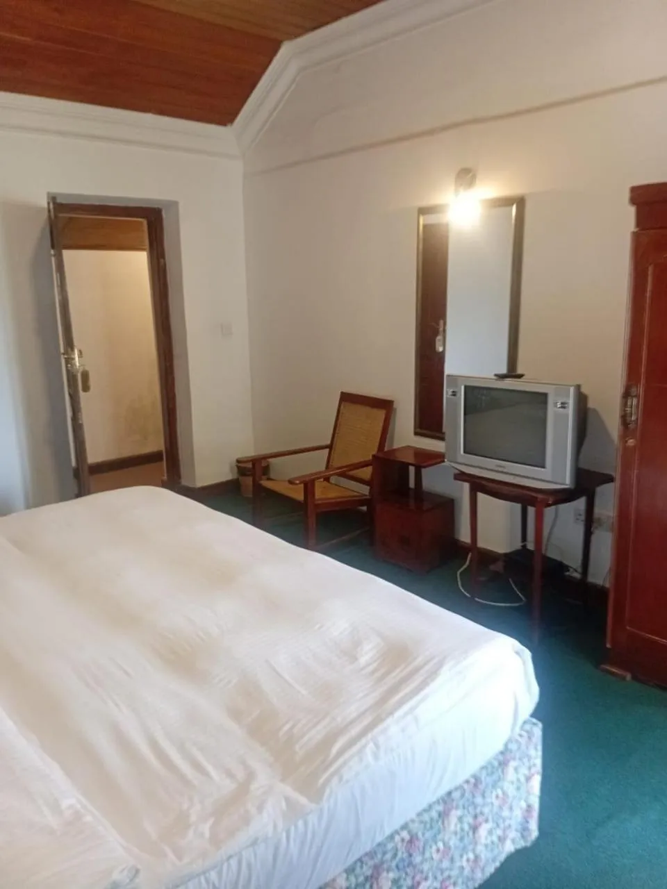 TV and multimedia, Bed in Tea Bush Hotel