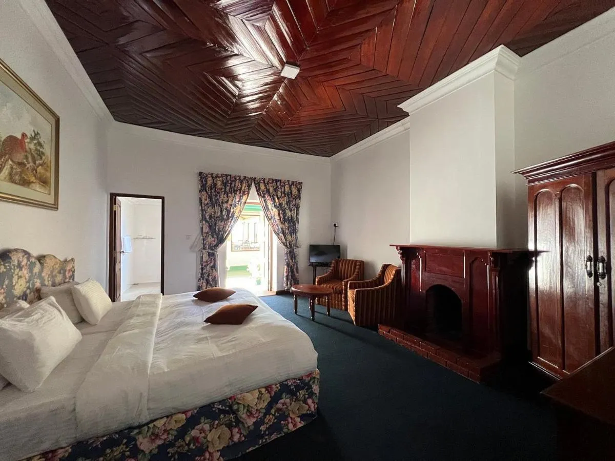 Bedroom, Bed in Tea Bush Hotel