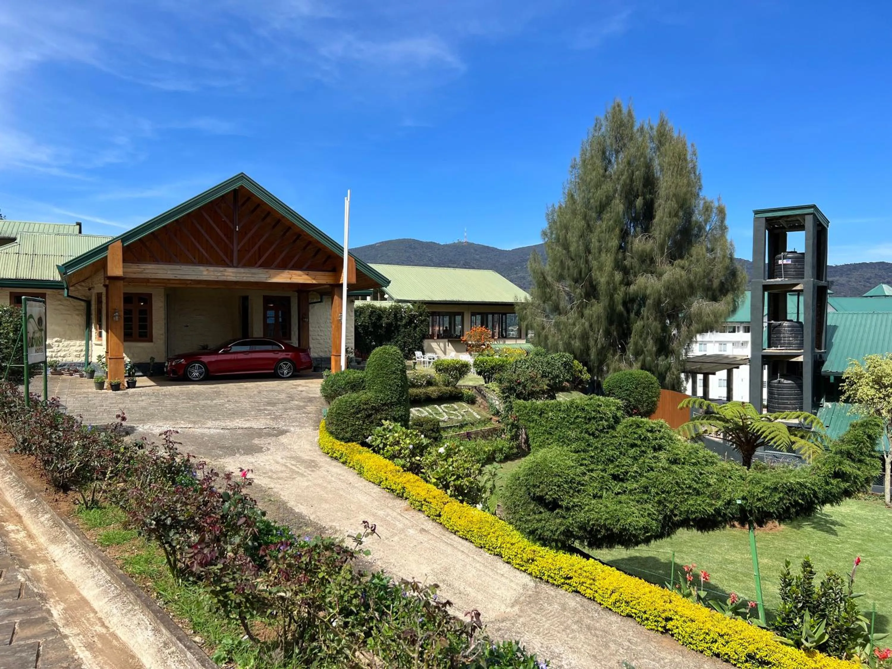 Property building in Tea Bush Hotel
