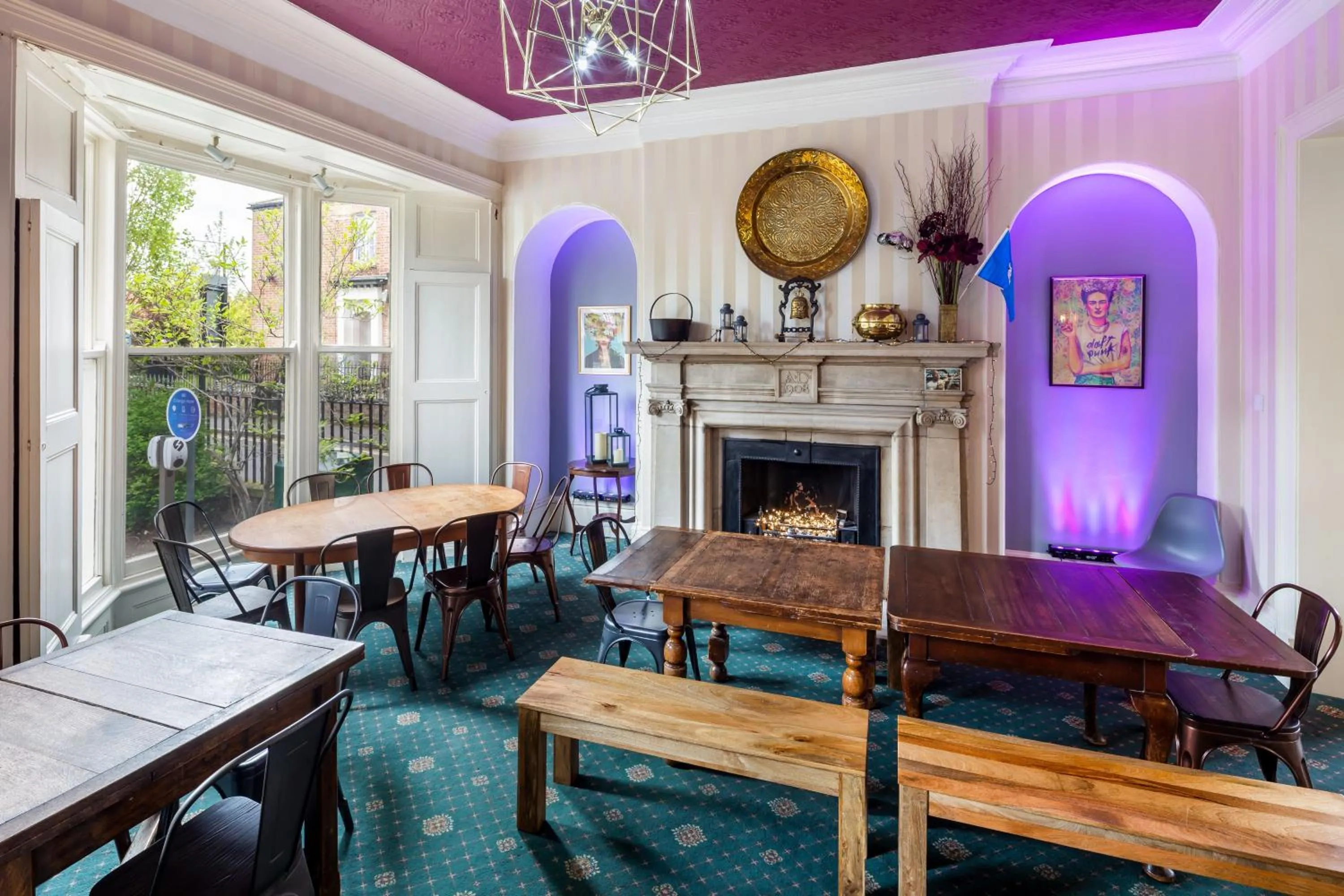 Dining area in Astor York Hostel