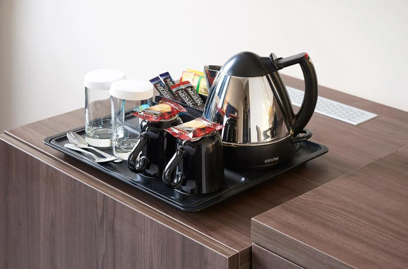 Coffee/tea facilities in Avisford Park Hotel