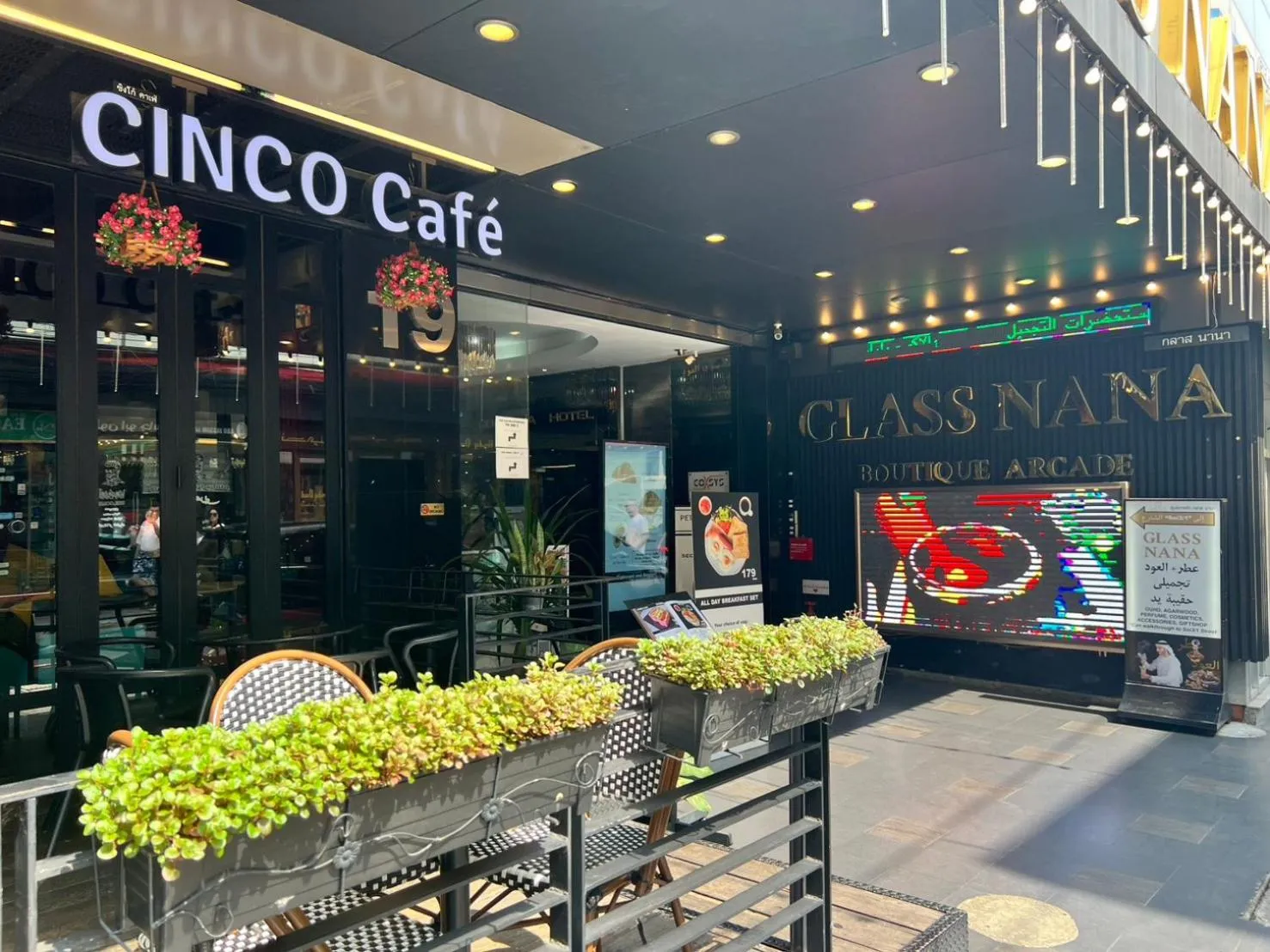 On-site shops in Fortuna Hotel