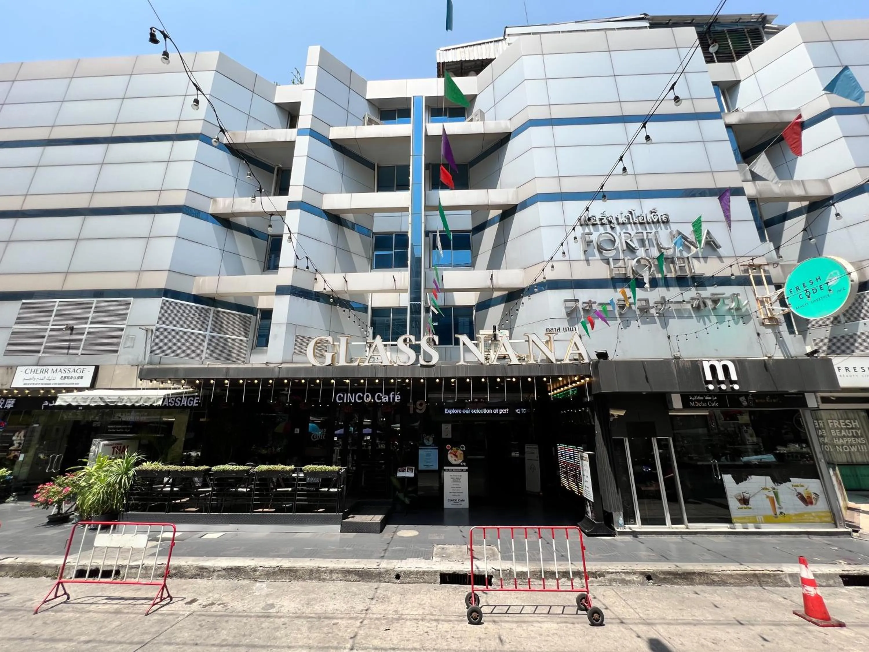 Property building in Fortuna Hotel