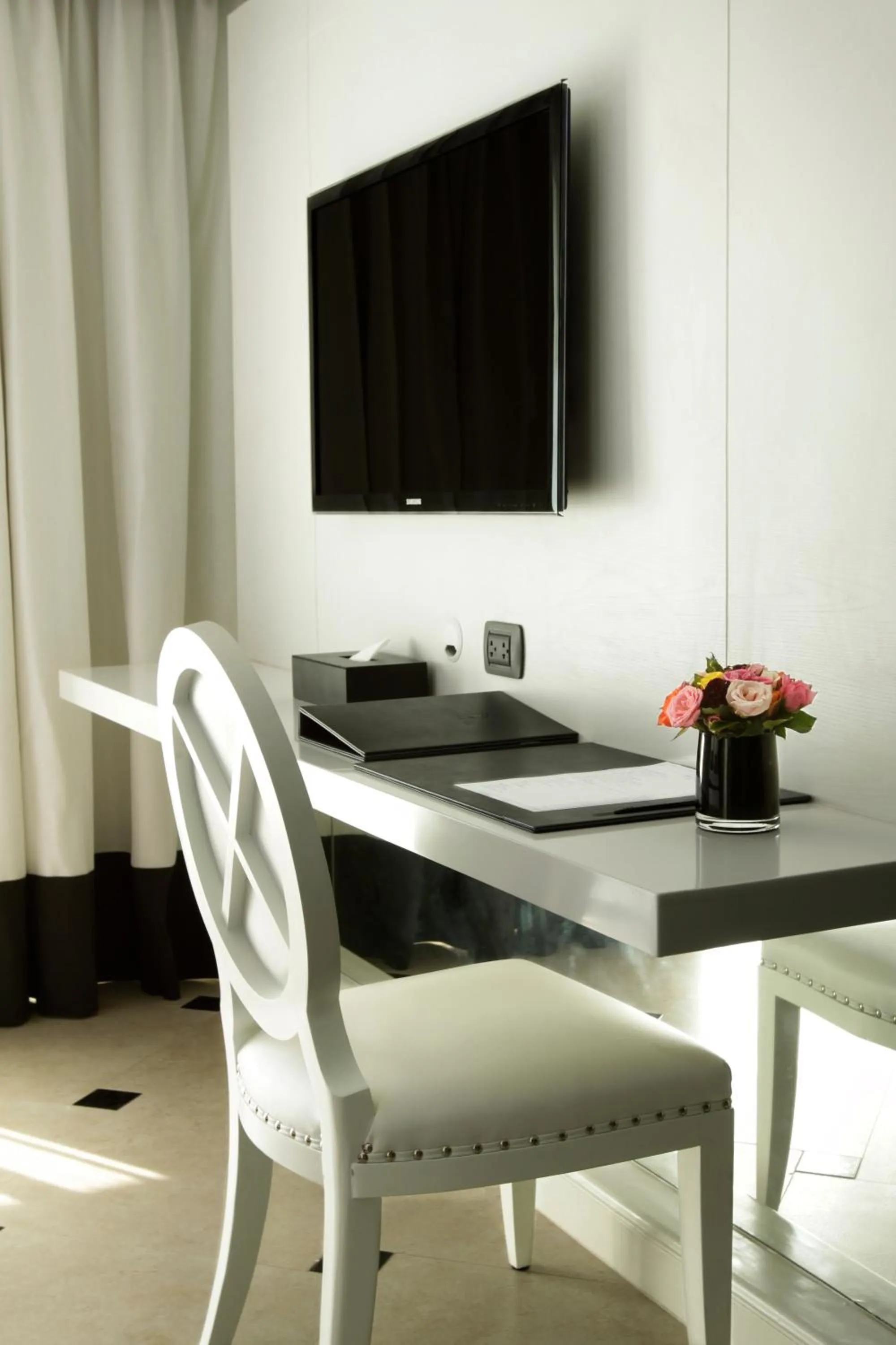 TV and multimedia in Aspira Skyy Sukhumvit 1