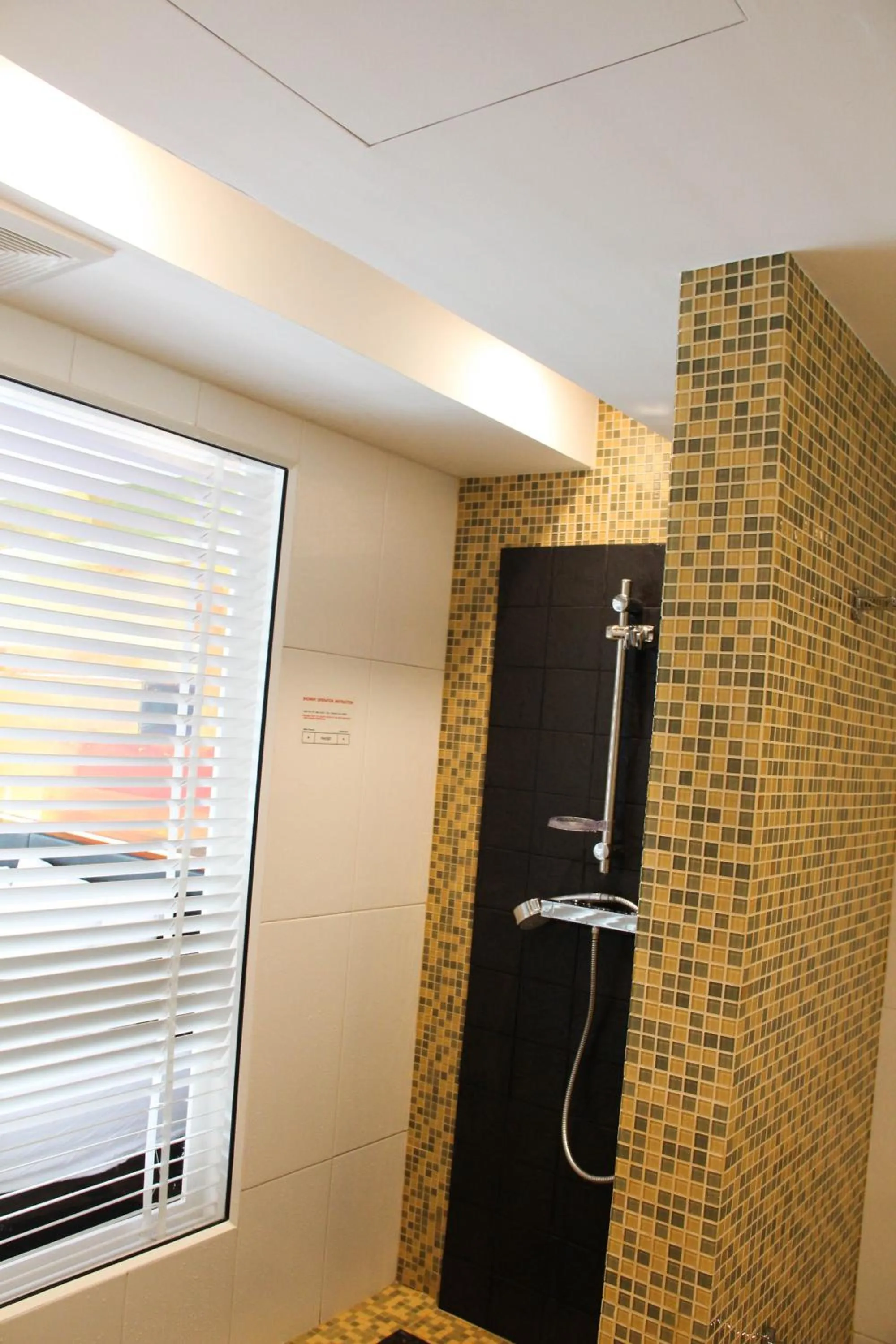 Bathroom in Aspira Skyy Sukhumvit 1