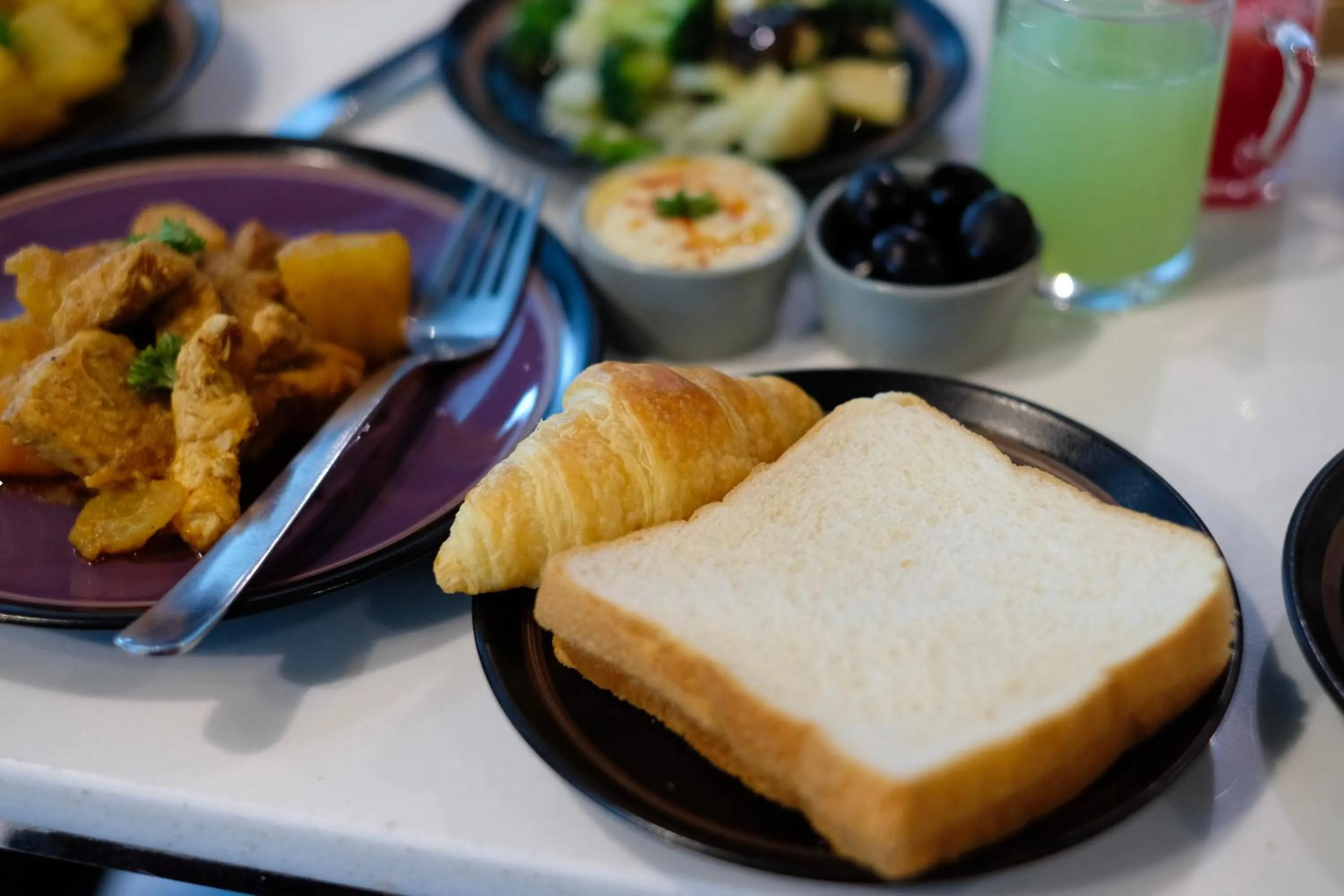 Food and drinks in Aspira Skyy Sukhumvit 1