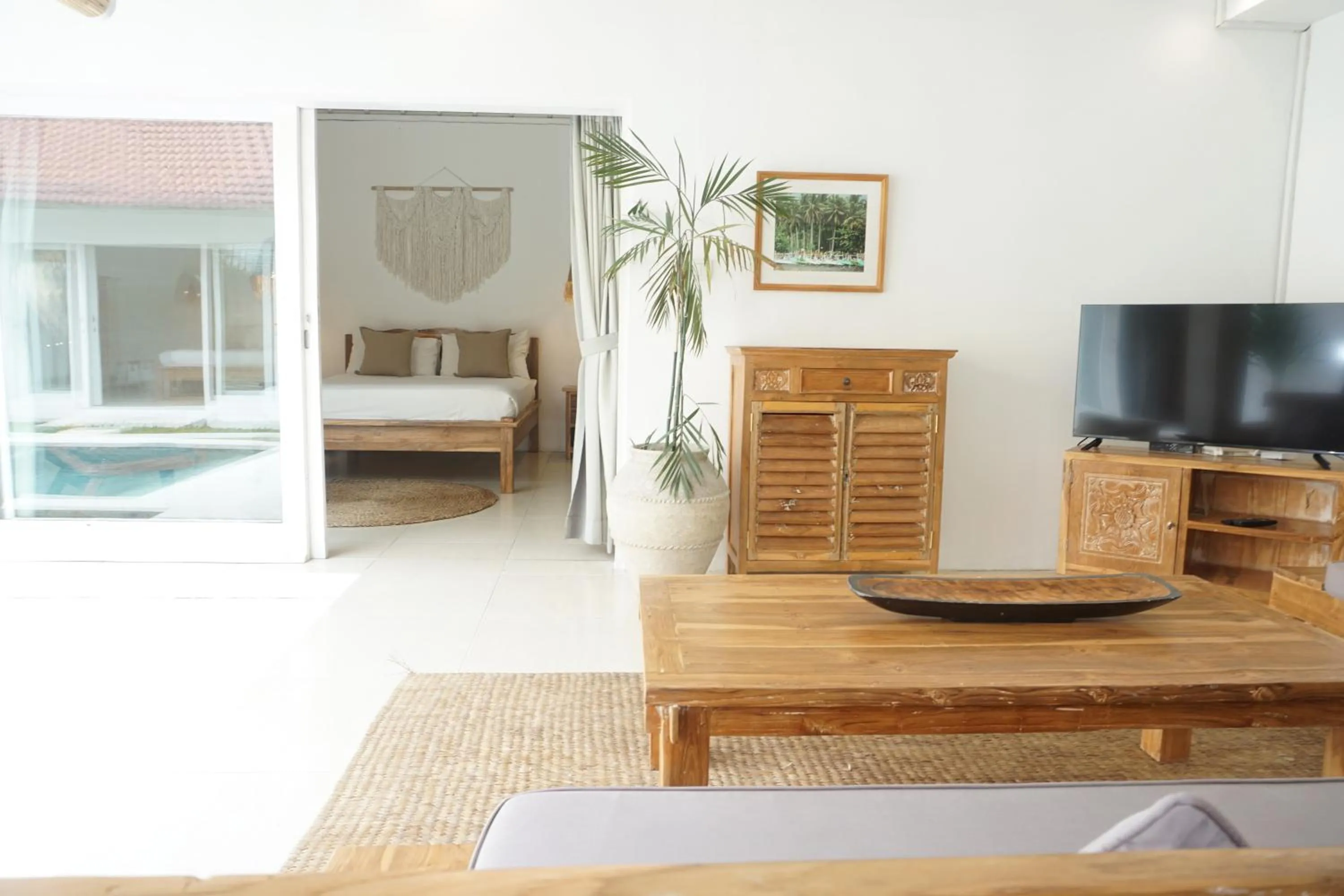 Communal lounge/ TV room, Bed in Villa Pagu