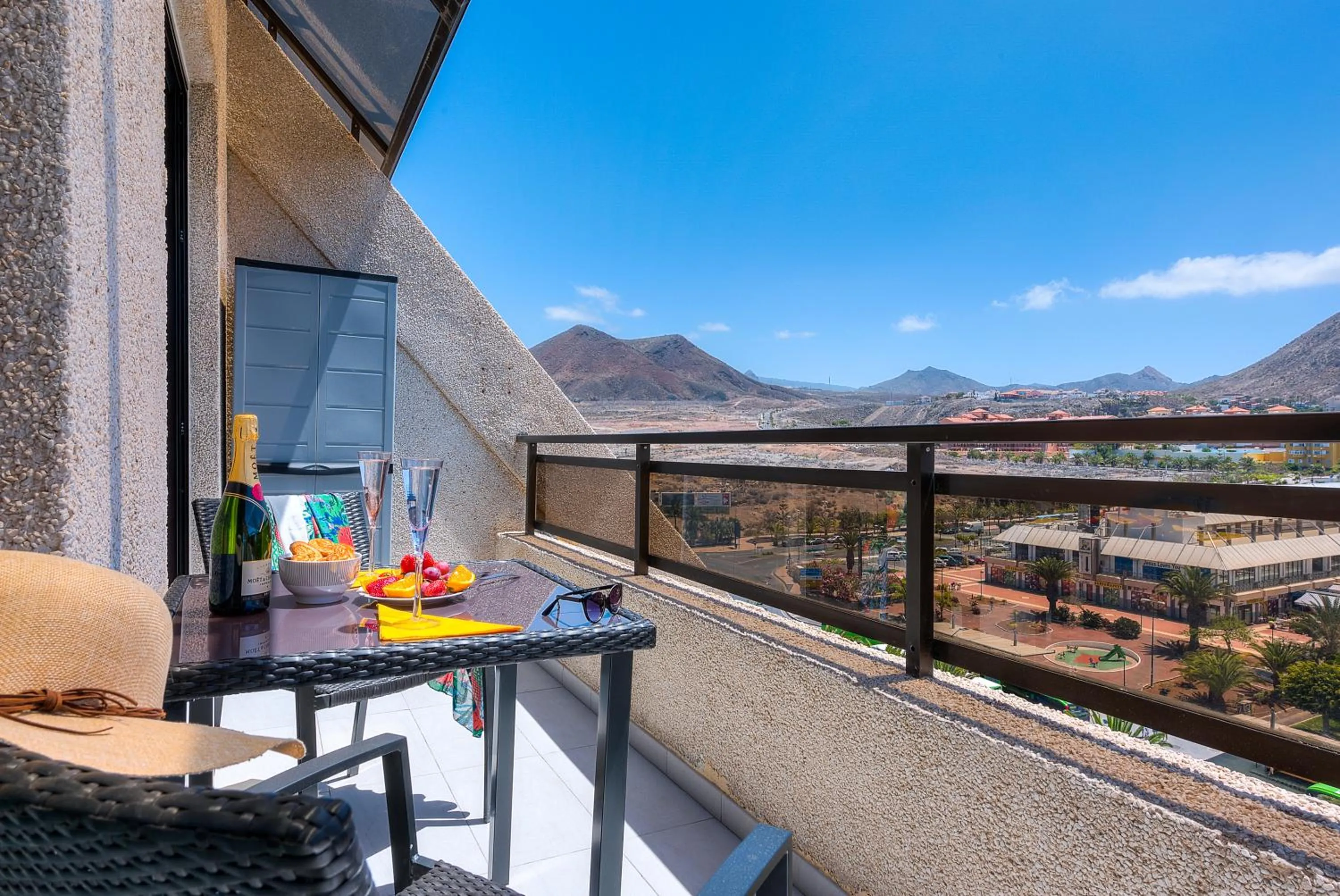 Balcony/Terrace in Modern Apartment Los Cristianos Center