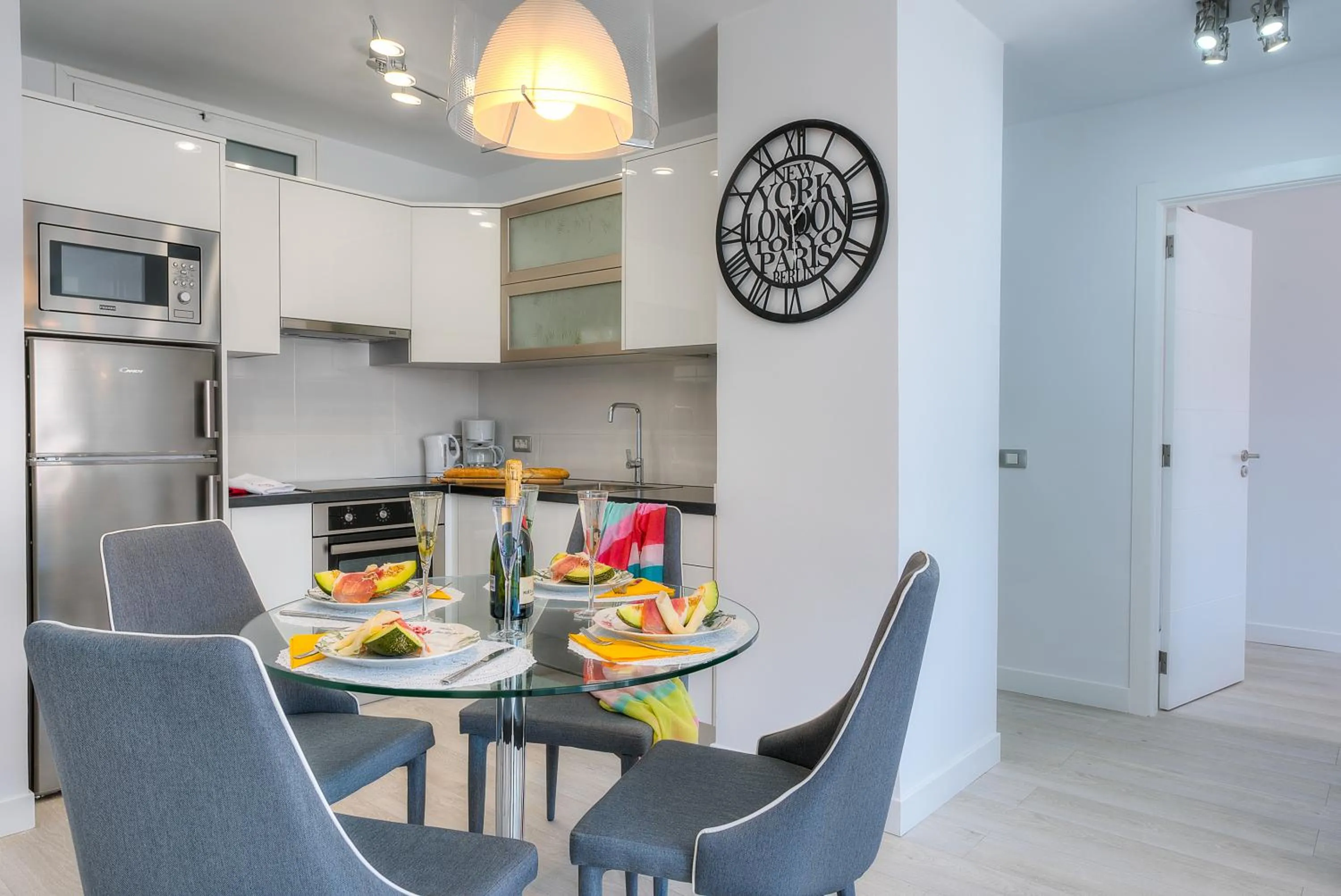 Kitchen or kitchenette in Modern Apartment Los Cristianos Center