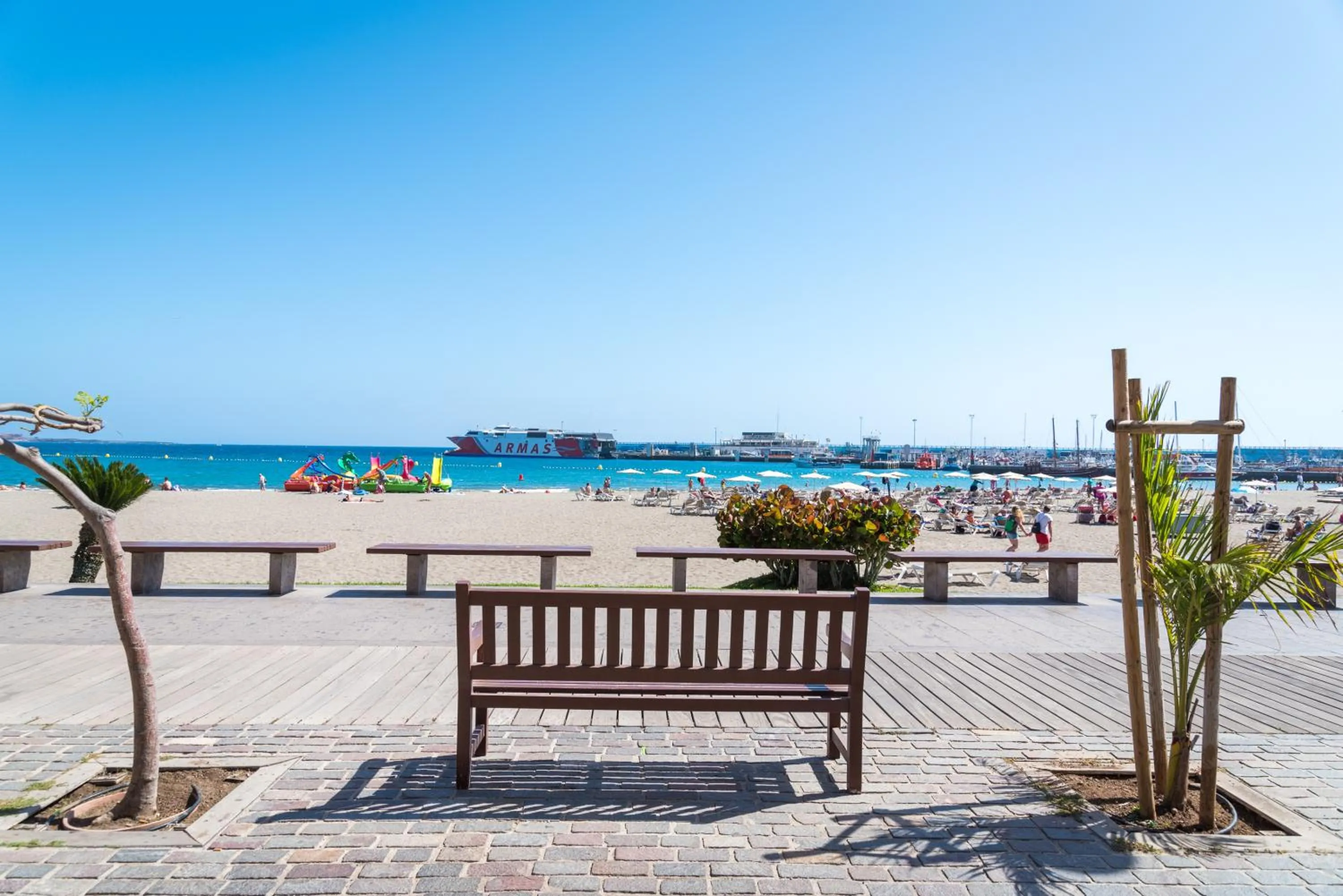 Beach in Modern Apartment Los Cristianos Center