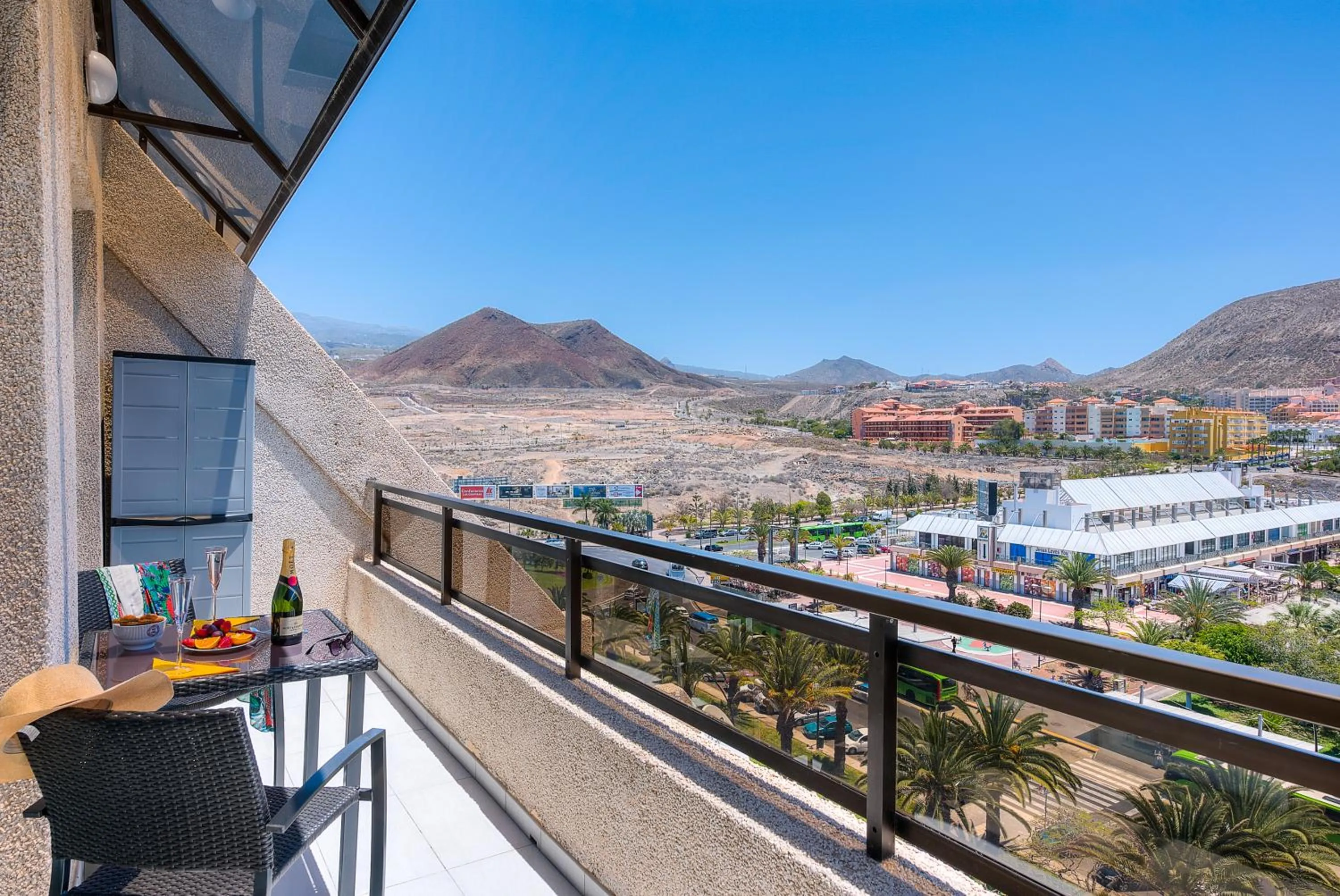 Balcony/Terrace in Modern Apartment Los Cristianos Center