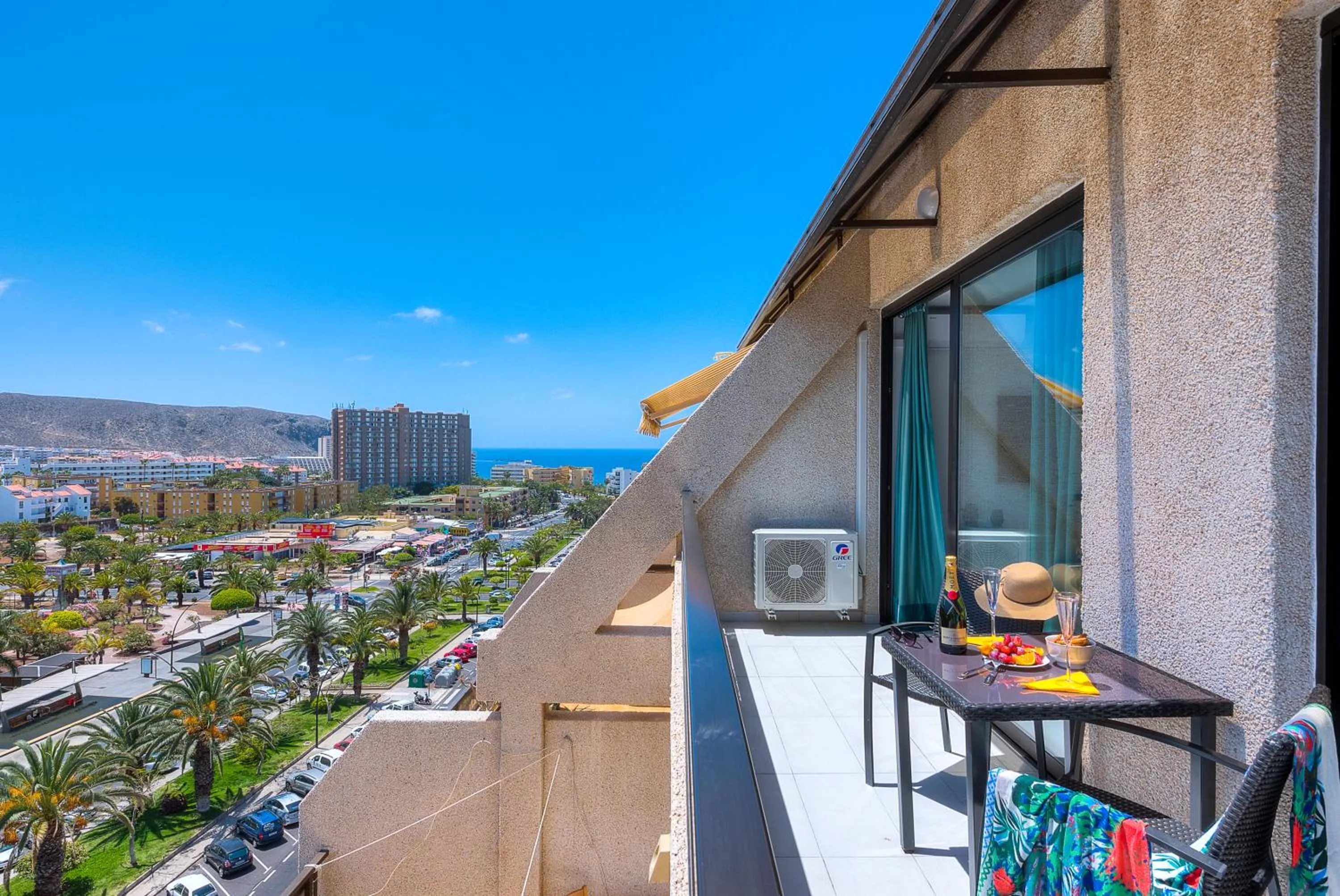 Balcony/Terrace in Modern Apartment Los Cristianos Center