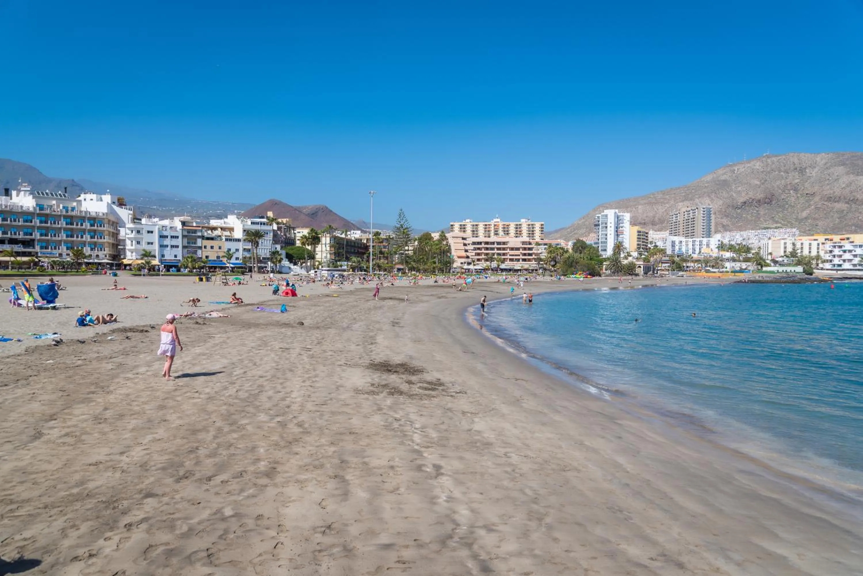Beach in Modern Apartment Los Cristianos Center
