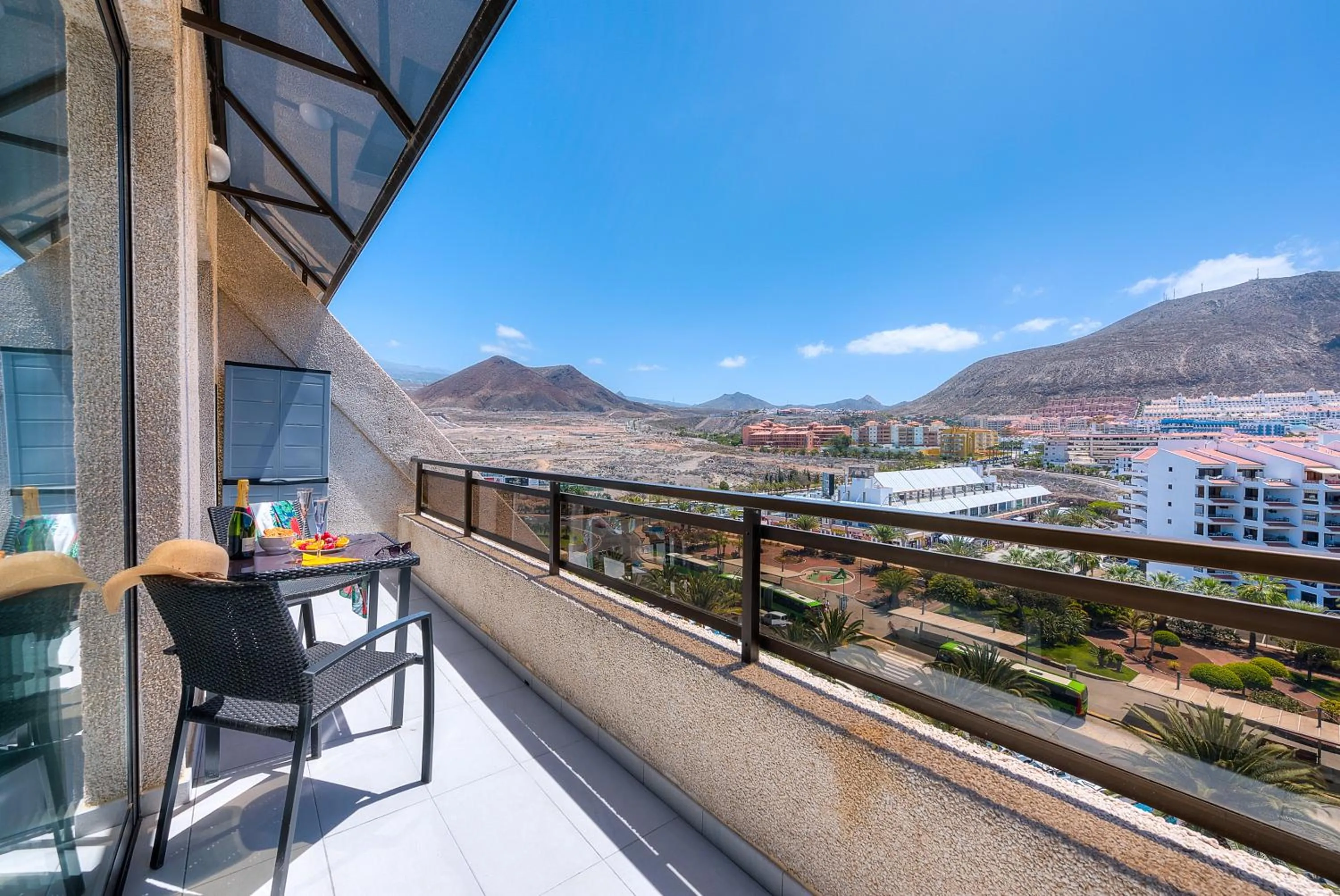 Balcony/Terrace in Modern Apartment Los Cristianos Center