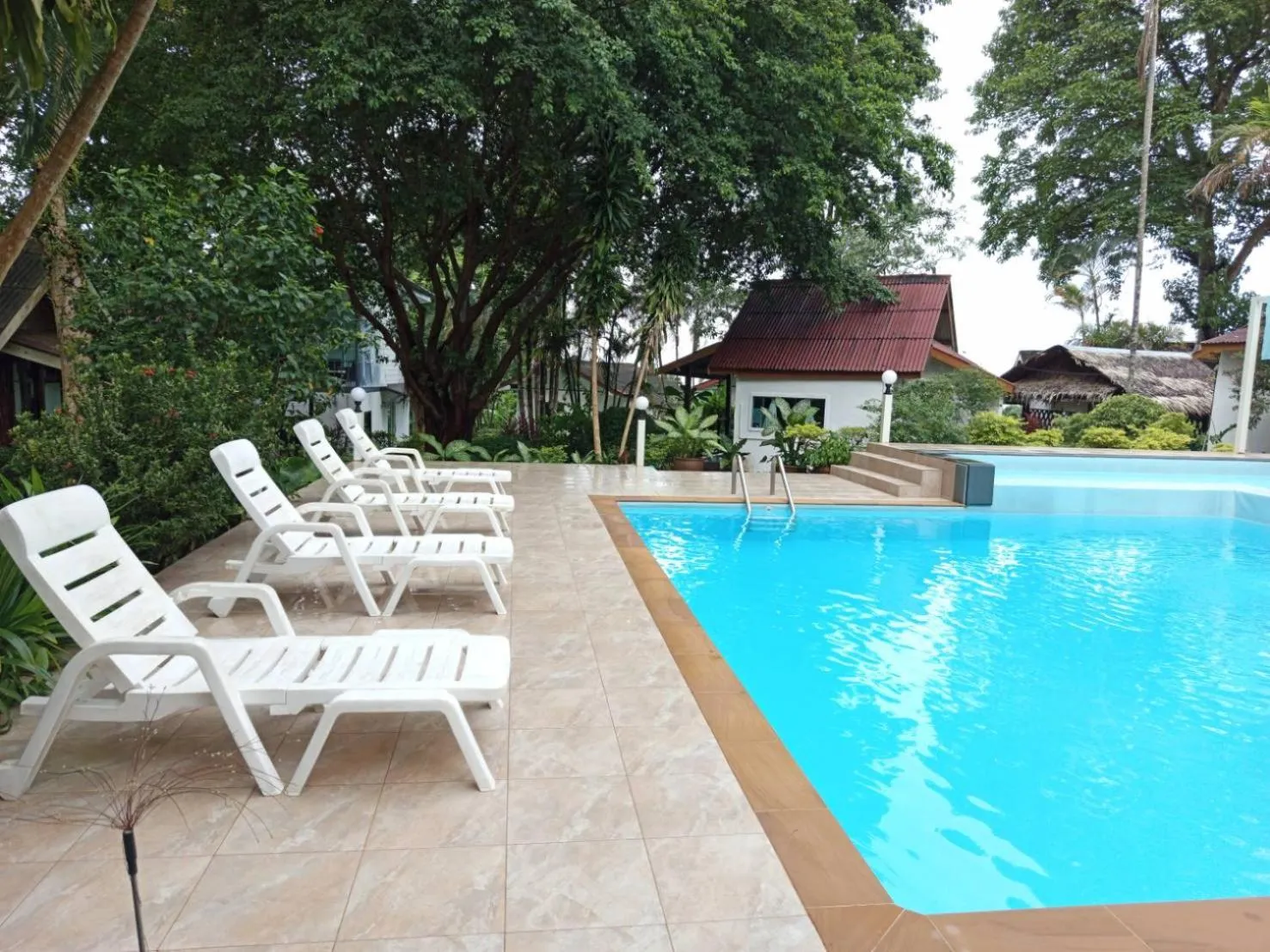Swimming pool in Faye Orchid Garden Resort