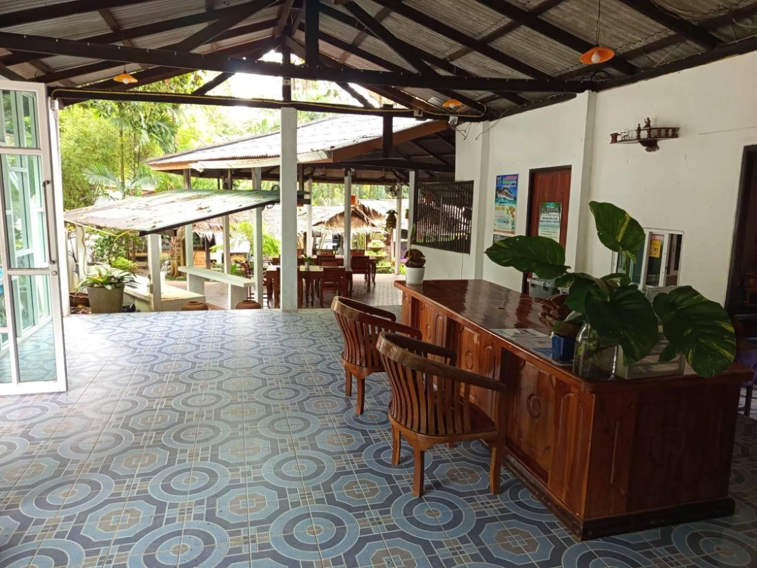 Seating area in Faye Orchid Garden Resort