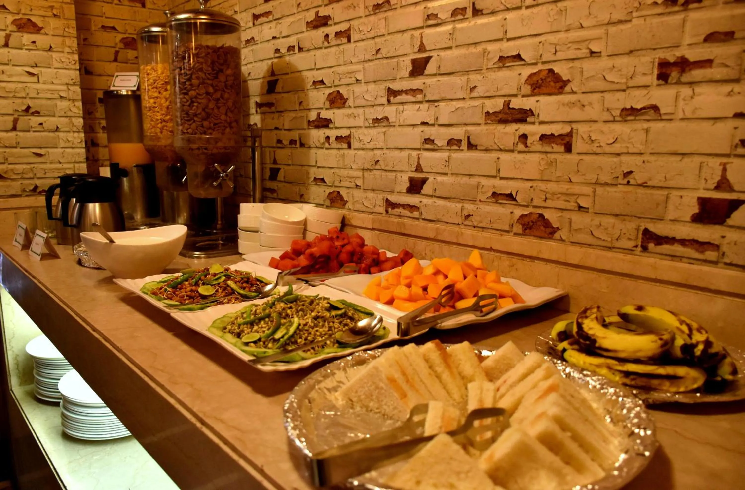 Breakfast in Hotel City Inn