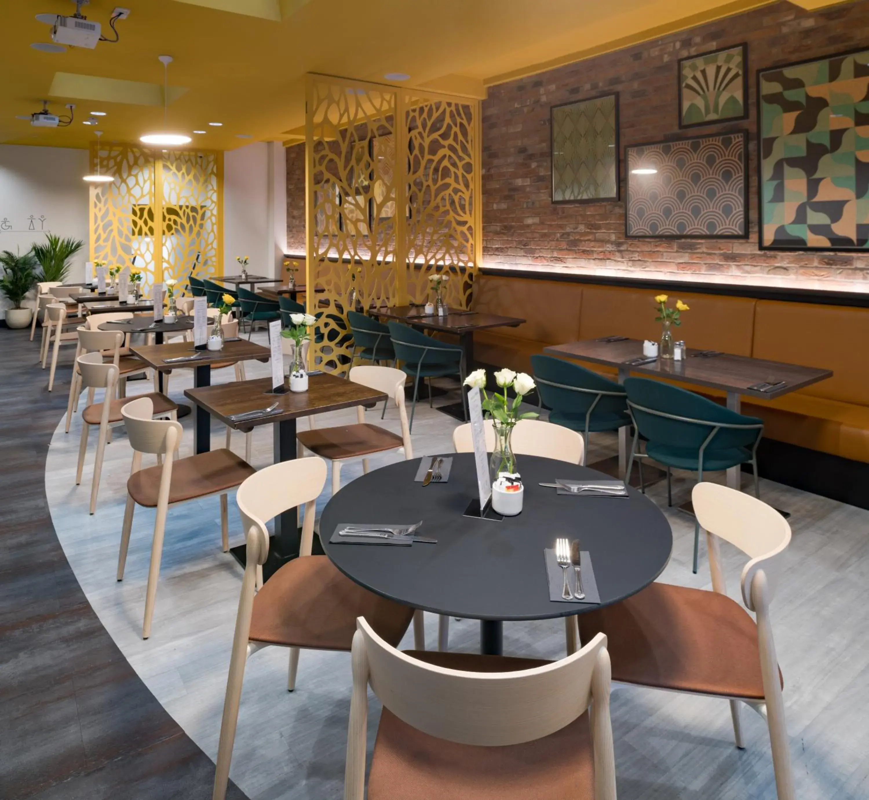 Restaurant/places to eat in The Wesley Euston Restaurant/places to eat in The Wesley Euston