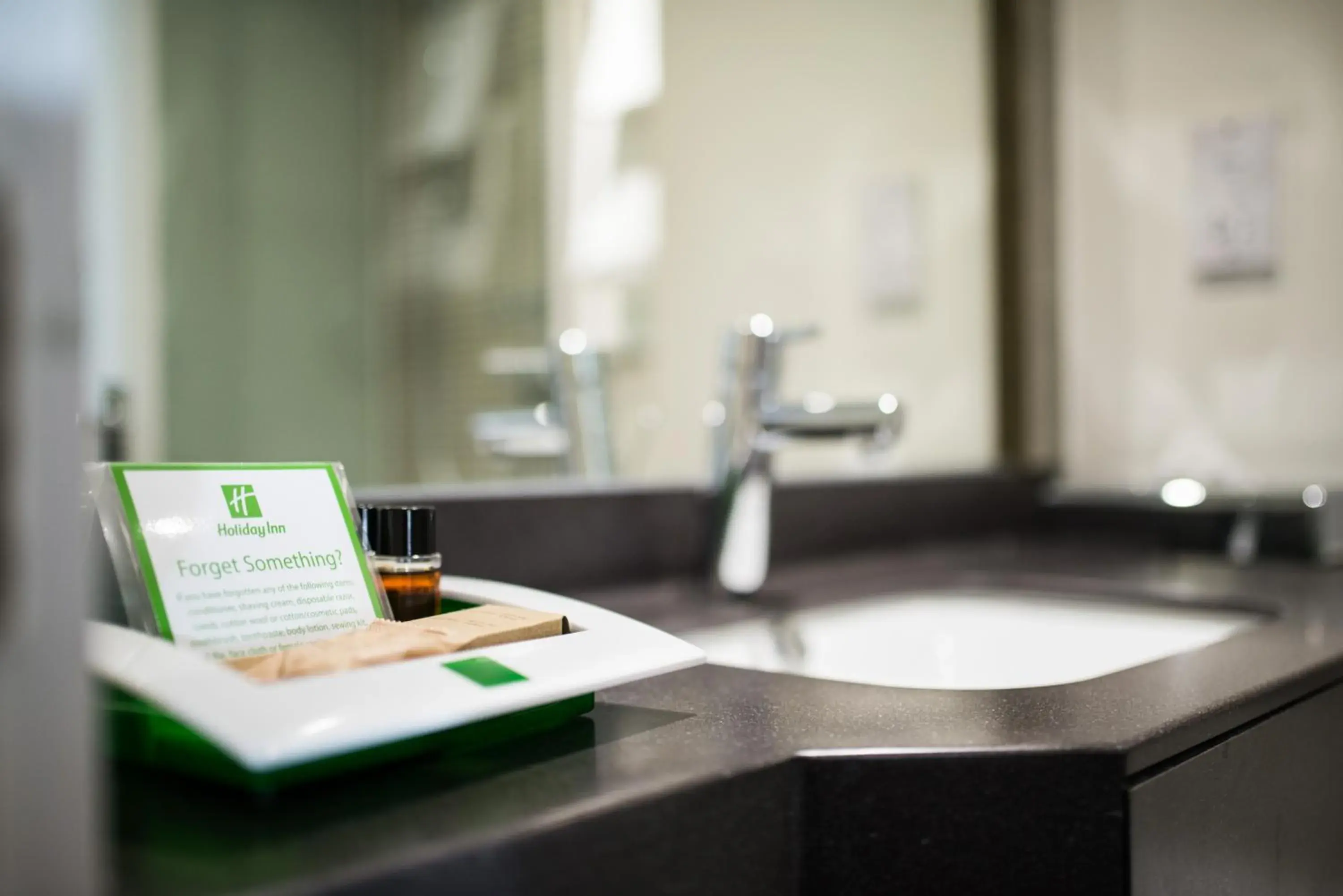 Standard Double Room in Holiday Inn Stoke on Trent M6 Jct15 by IHG Standard Double Room in Holiday Inn Stoke on Trent M6 Jct15 by IHG