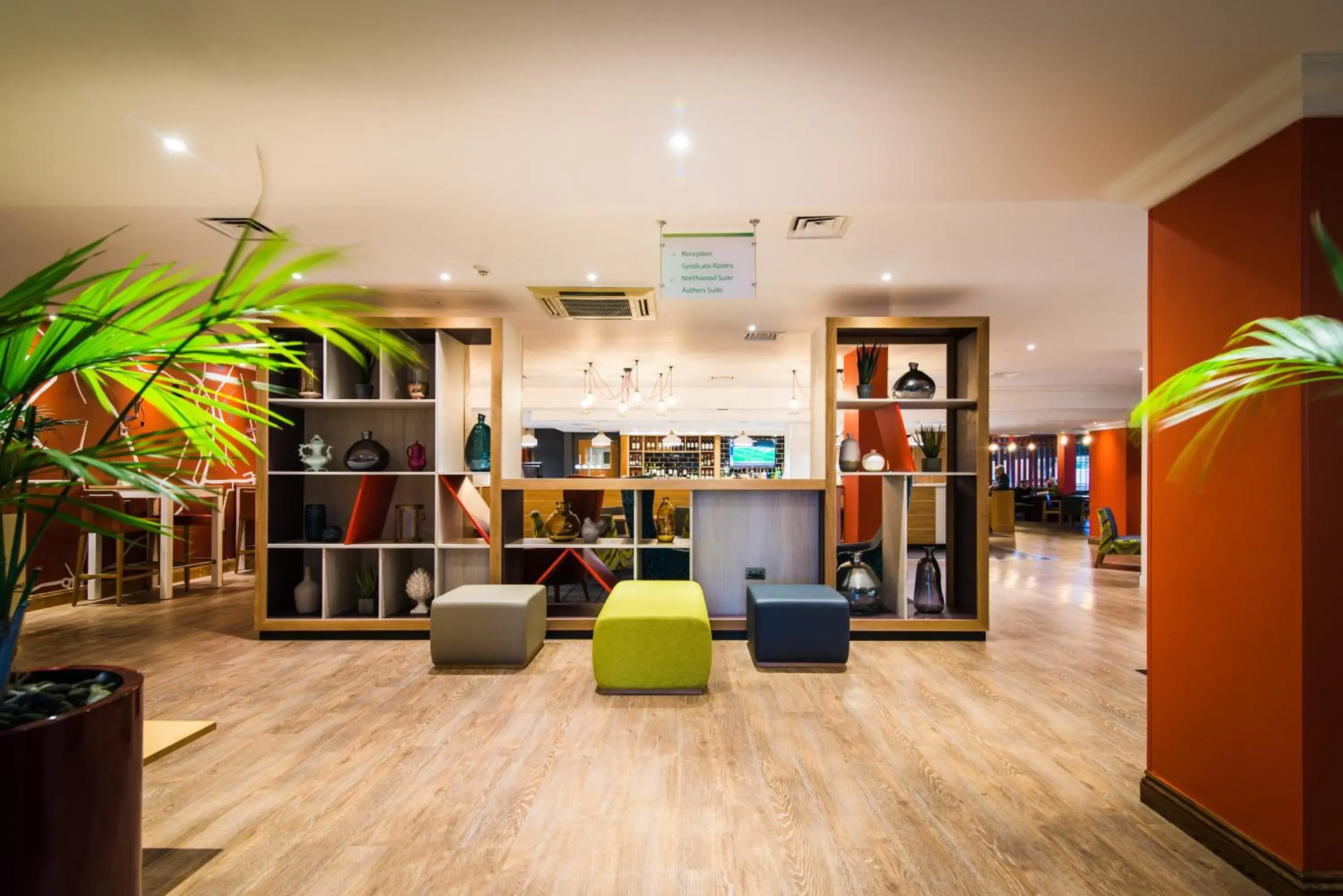 Property building in Holiday Inn Stoke on Trent M6 Jct15 by IHG Property building in Holiday Inn Stoke on Trent M6 Jct15 by IHG