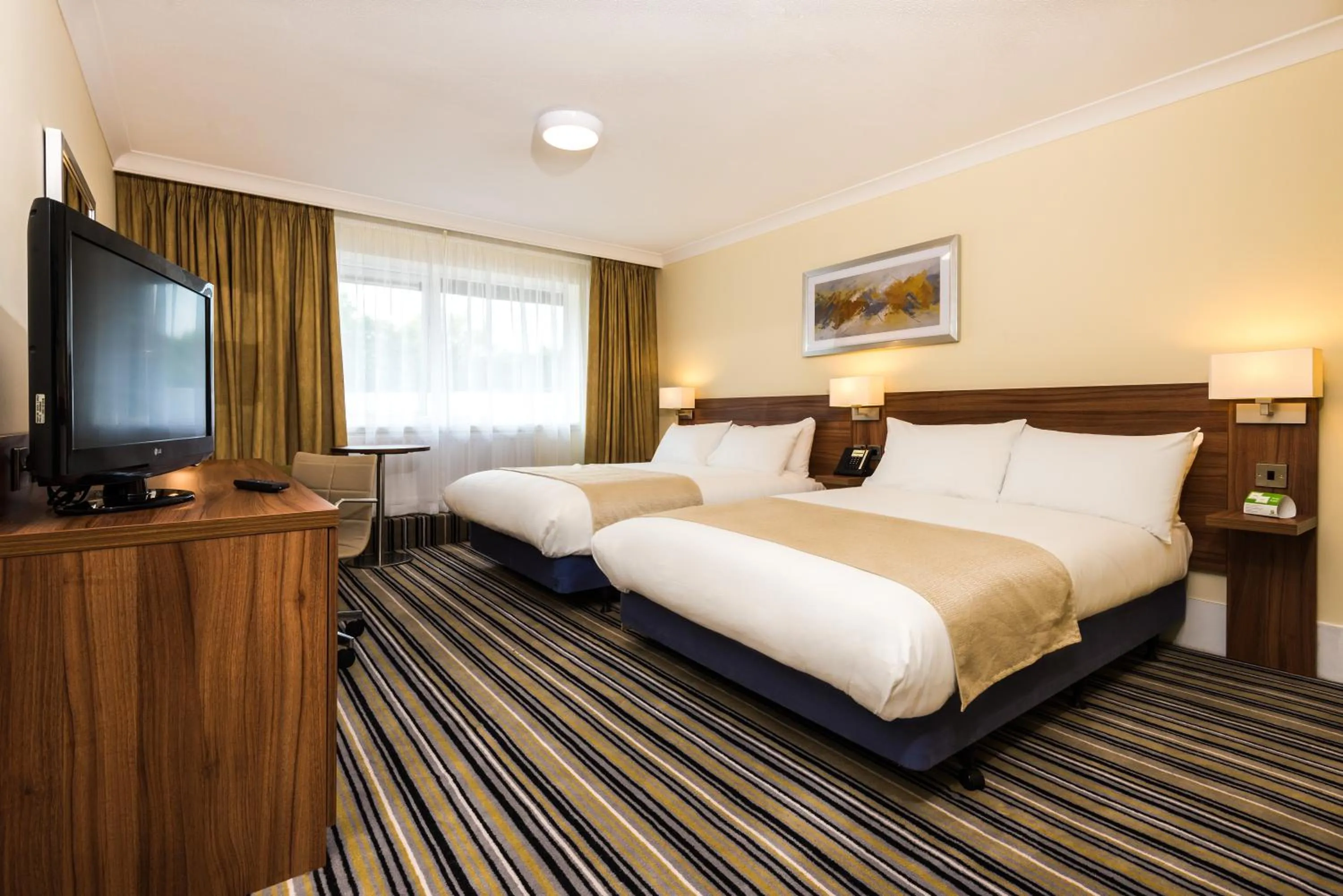 Bed in Holiday Inn Stoke on Trent M6 Jct15 by IHG