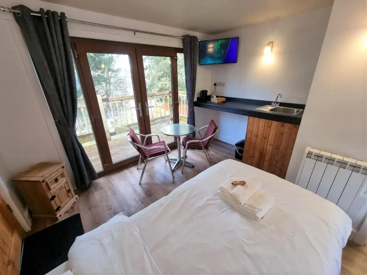 Bedroom in Roy Bridge Hotel Bedroom in Roy Bridge Hotel