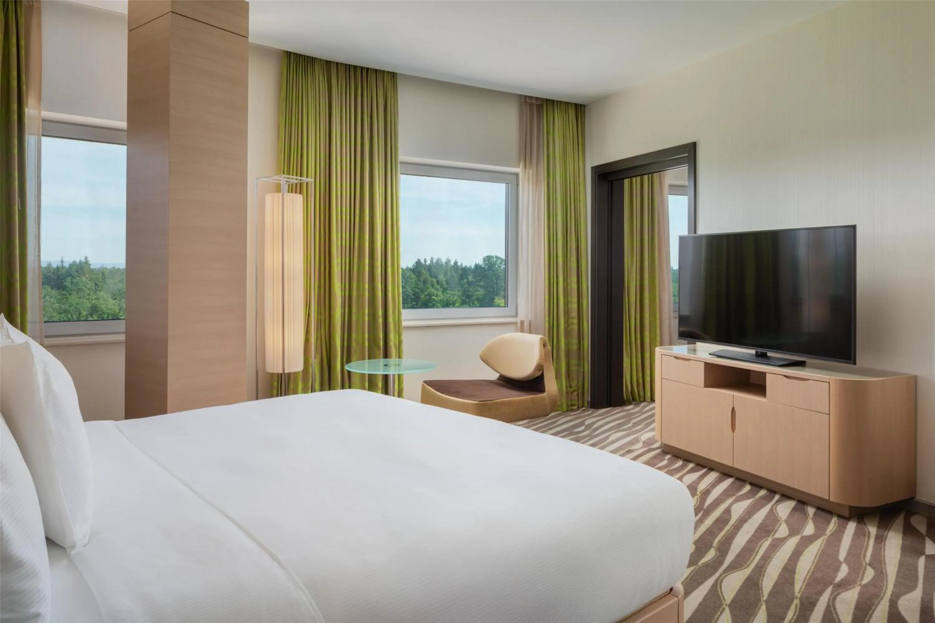 Bed in Hilton Frankfurt Airport