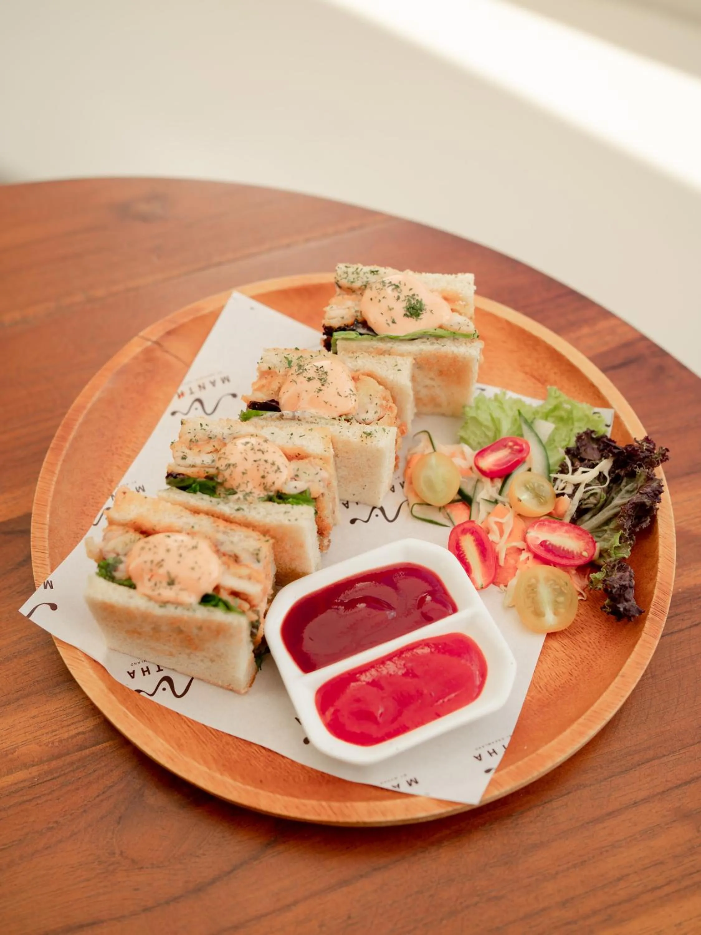 Restaurant/places to eat in Mahagiri Villas & Spa Dreamland