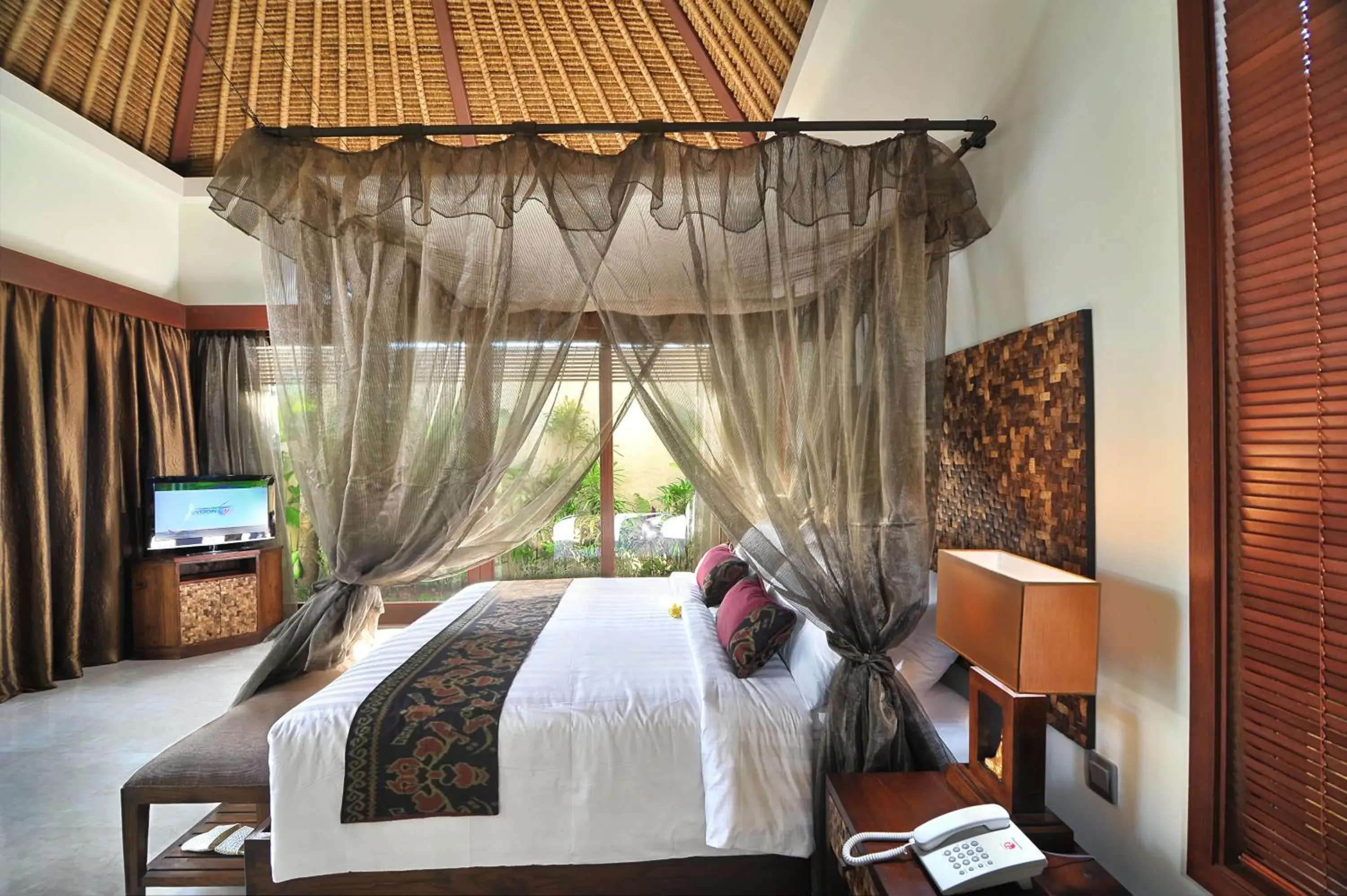Bed in Mahagiri Villas & Spa Dreamland Bed in Mahagiri Villas & Spa Dreamland