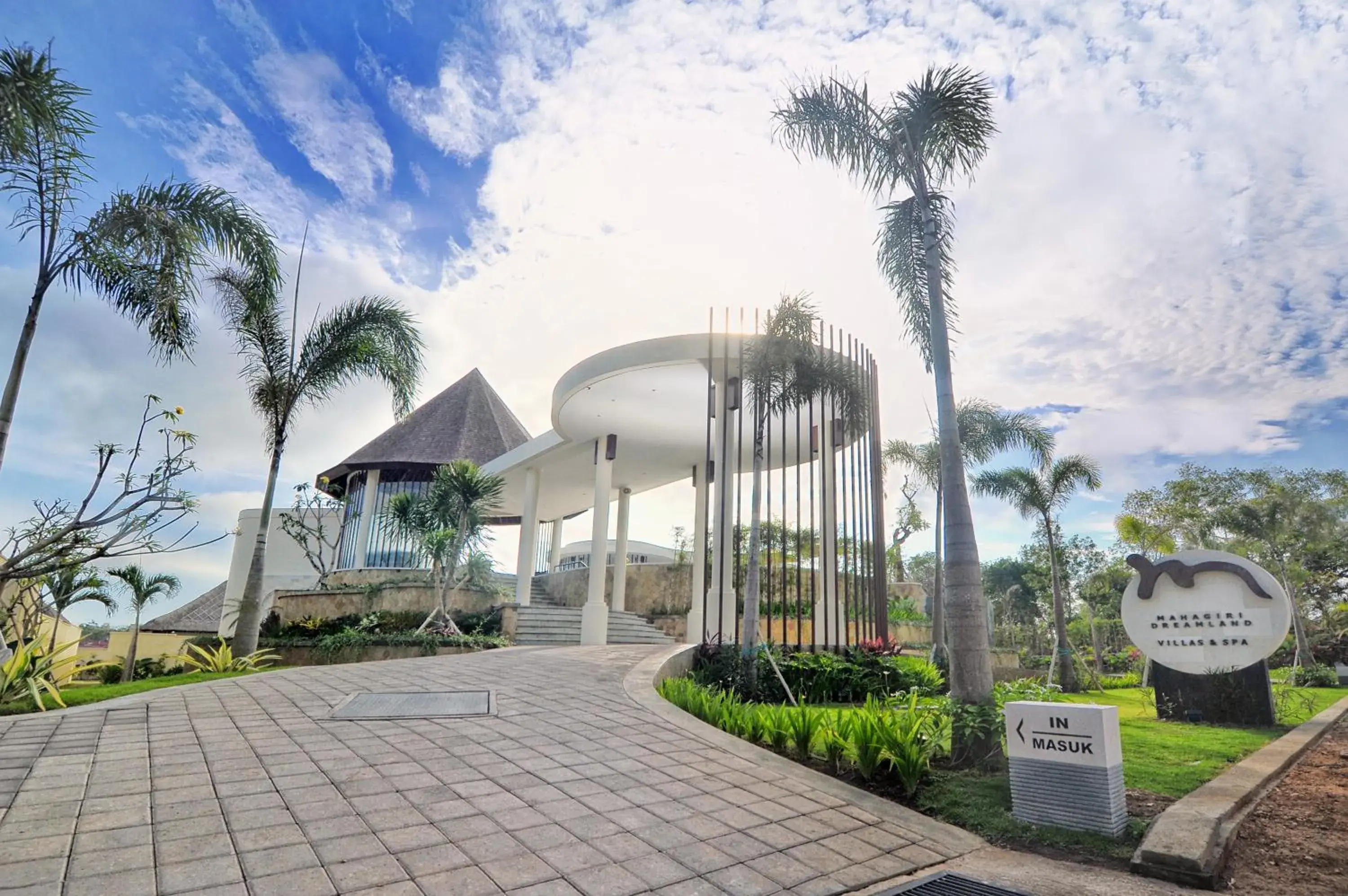 Facade/entrance in Mahagiri Villas & Spa Dreamland Facade/entrance in Mahagiri Villas & Spa Dreamland