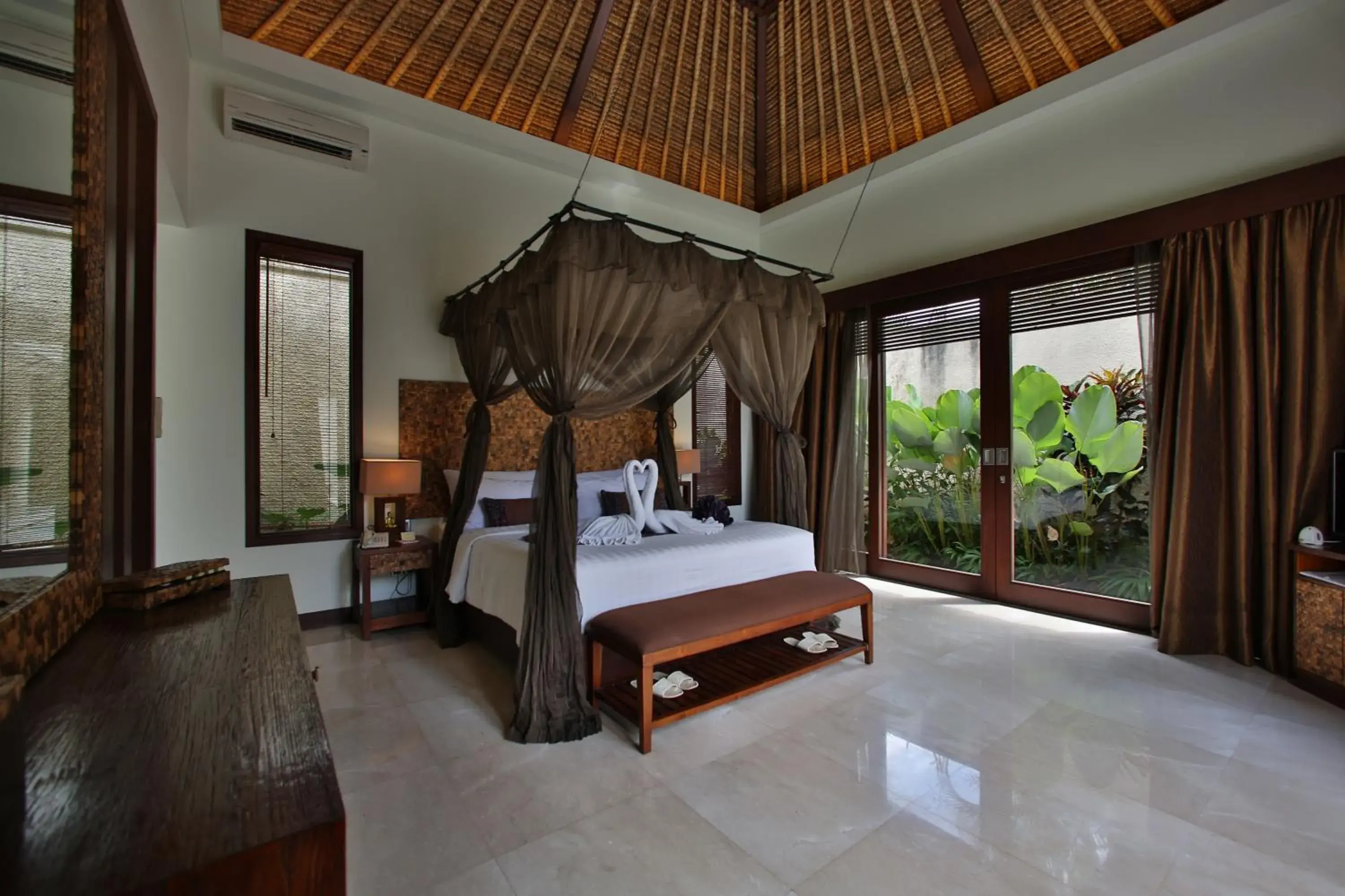 Bedroom, Bed in Mahagiri Villas & Spa Dreamland Bedroom, Bed in Mahagiri Villas & Spa Dreamland